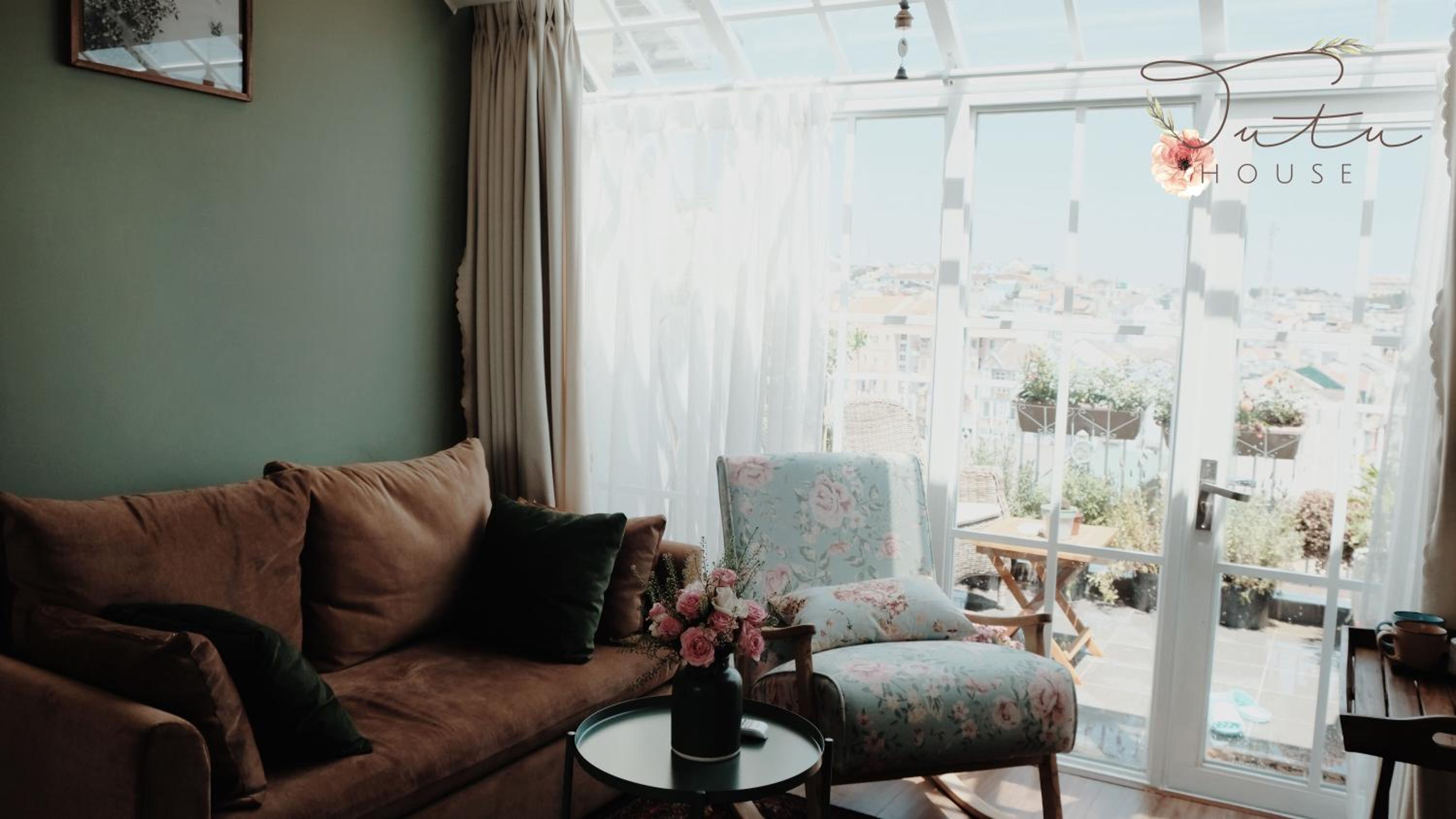 TUTU House