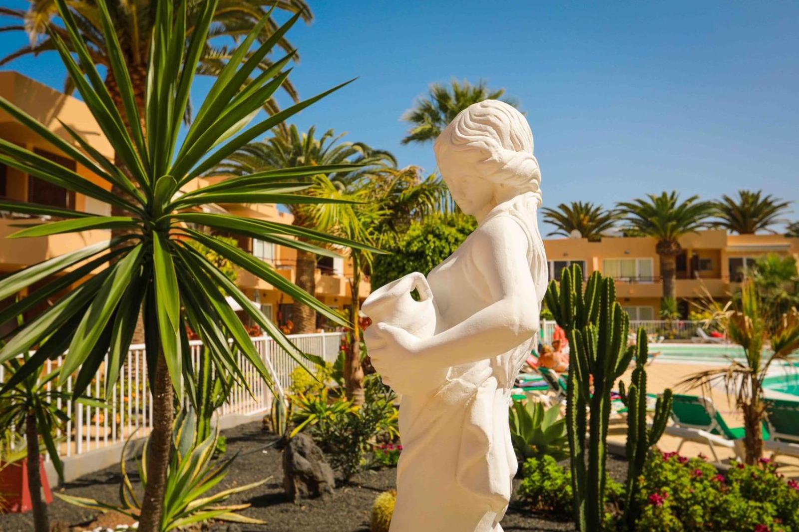 Luxury Cayetana, by Comfortable Luxury