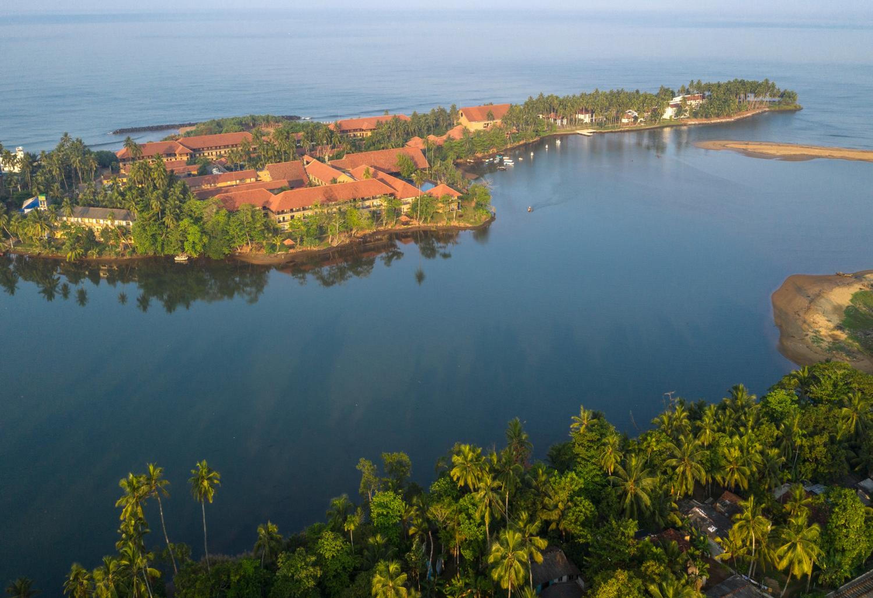 Anantara Kalutara Resort