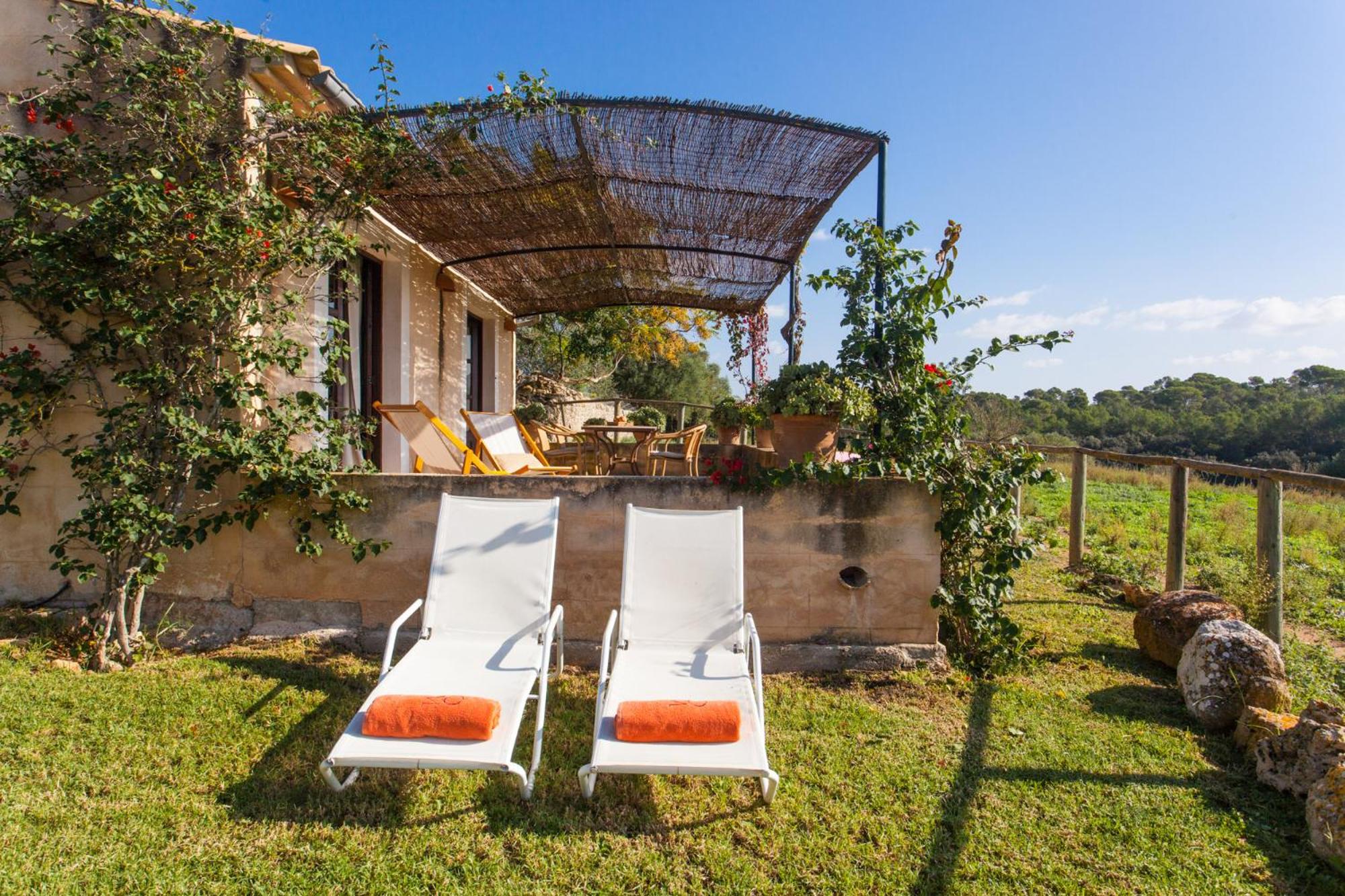 Oliver Moragues Grandhouse & Vineyard view 3
