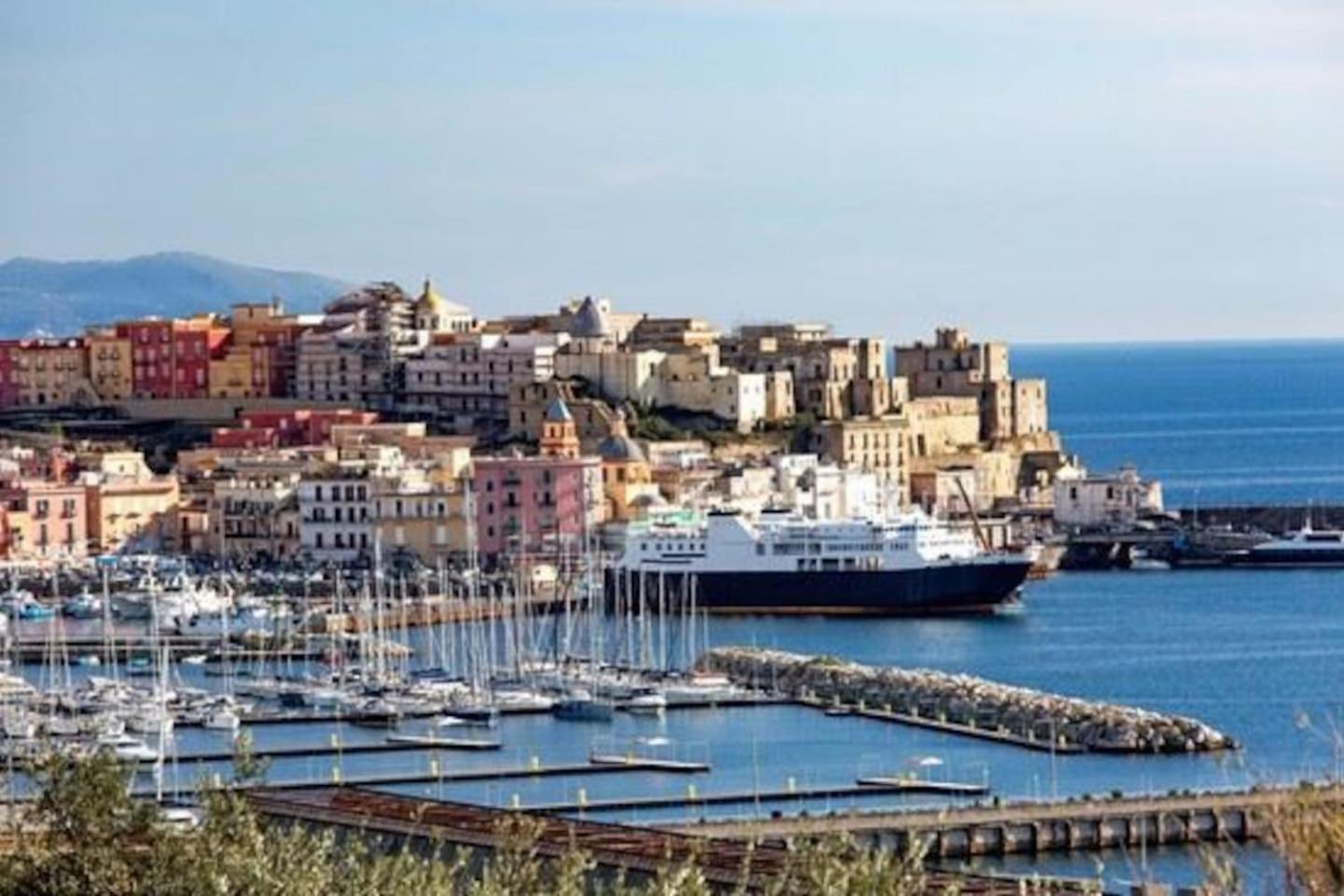 Casa Balo Pozzuoli view 4