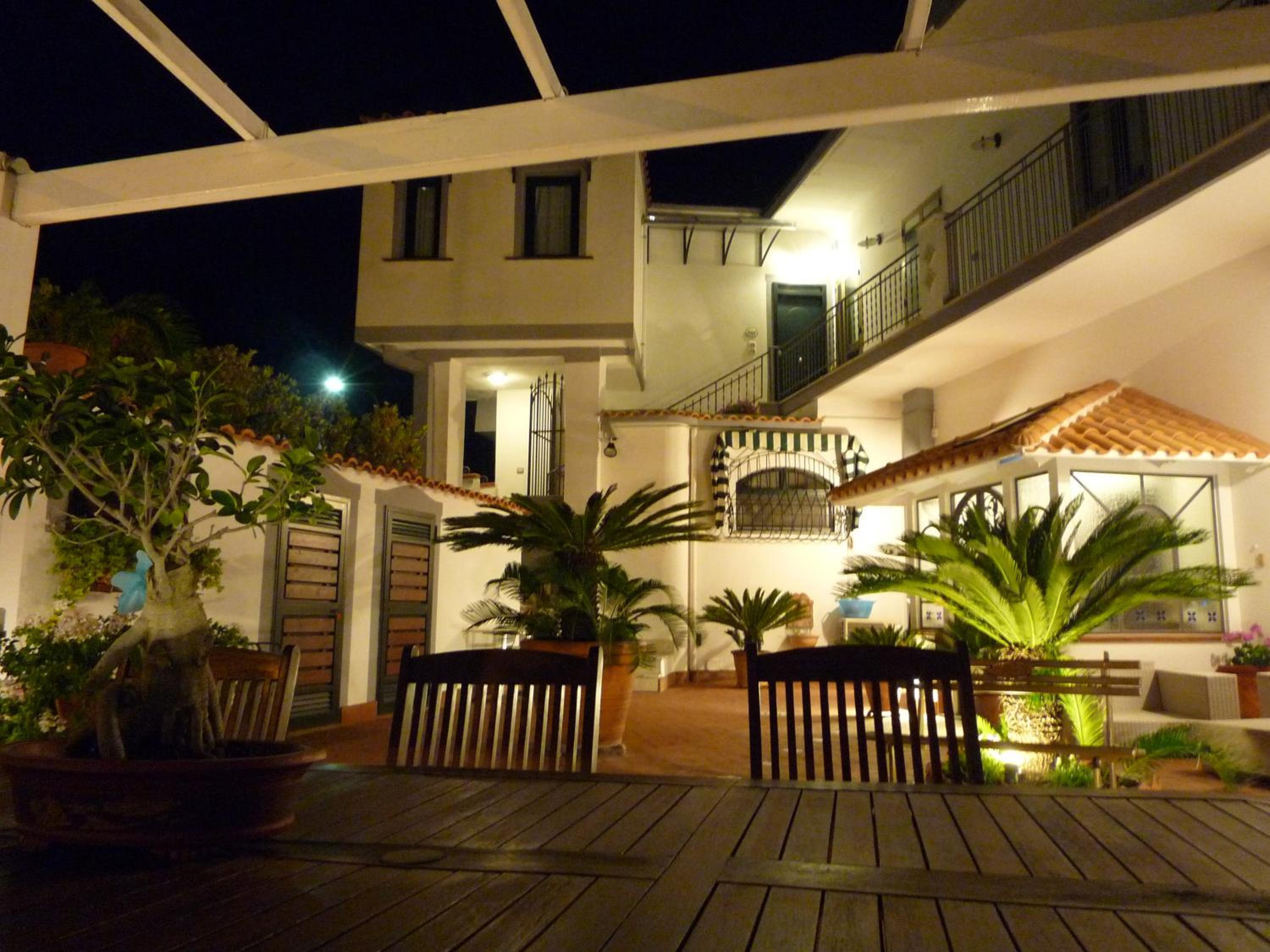 Photo 47