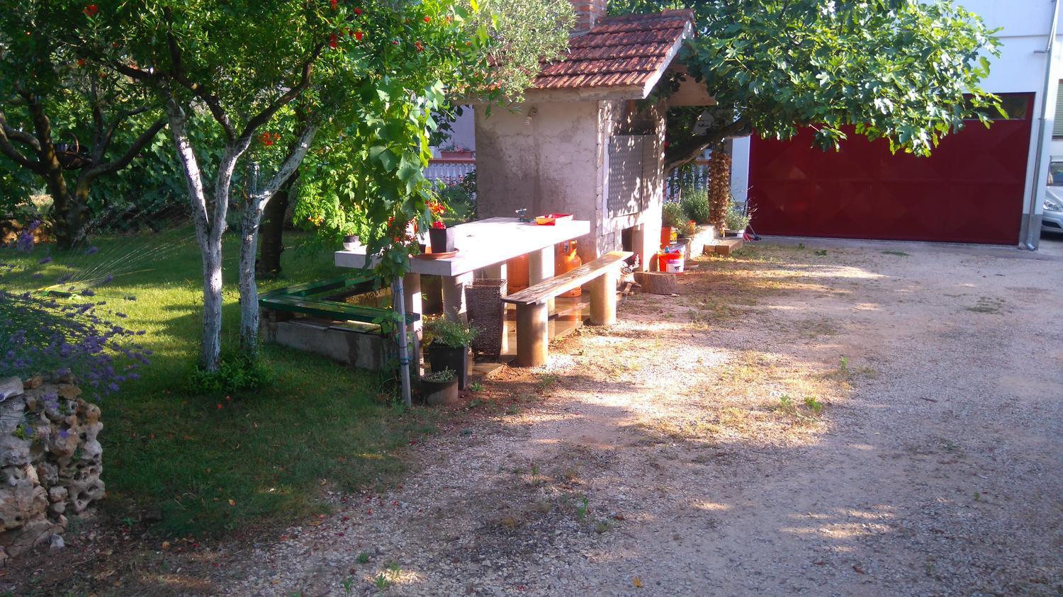 Photo 24