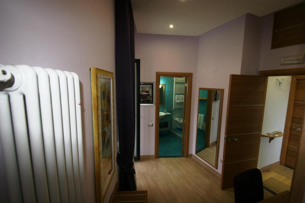 Photo 28