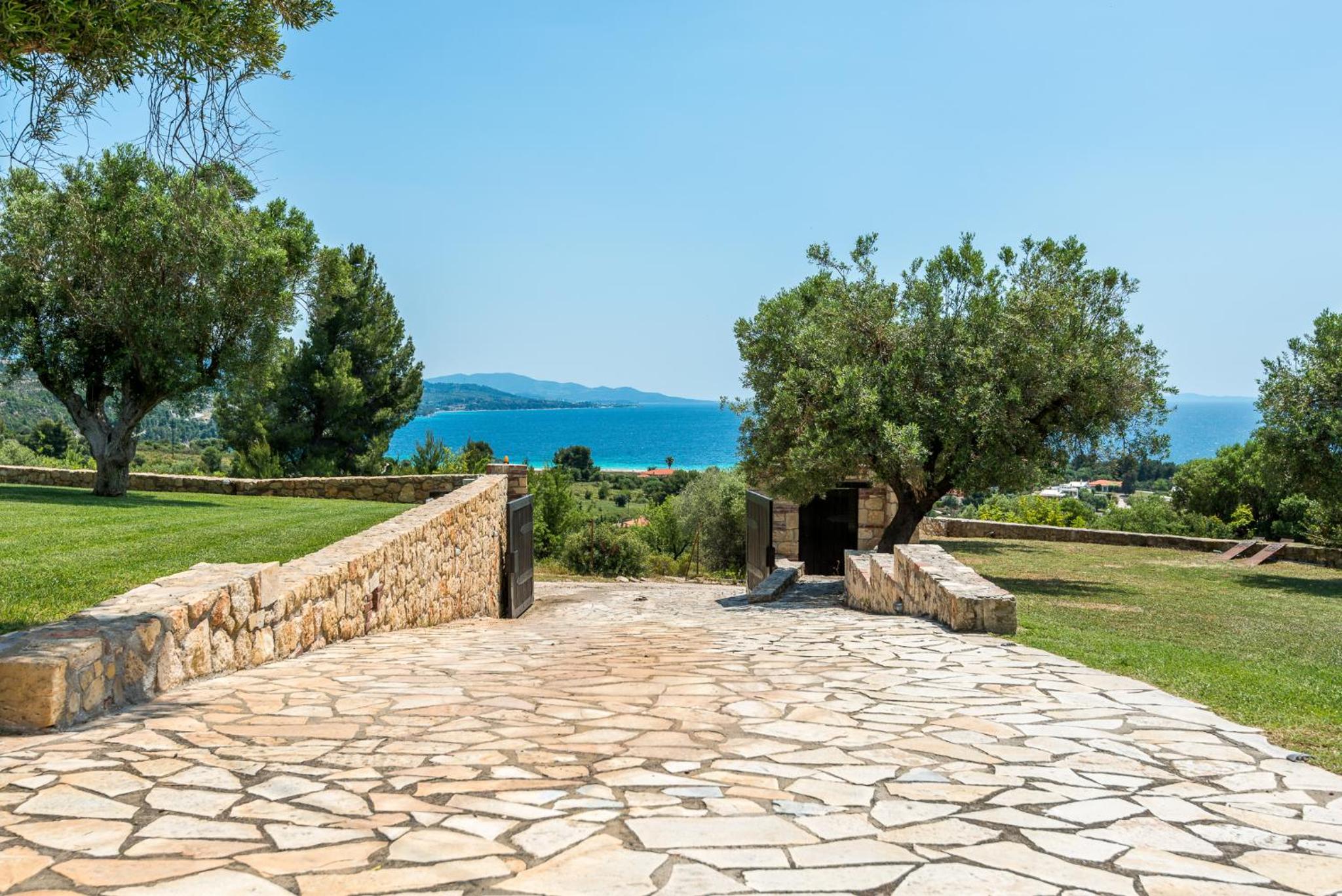 Sithonian Blue Royal Villa photo 5