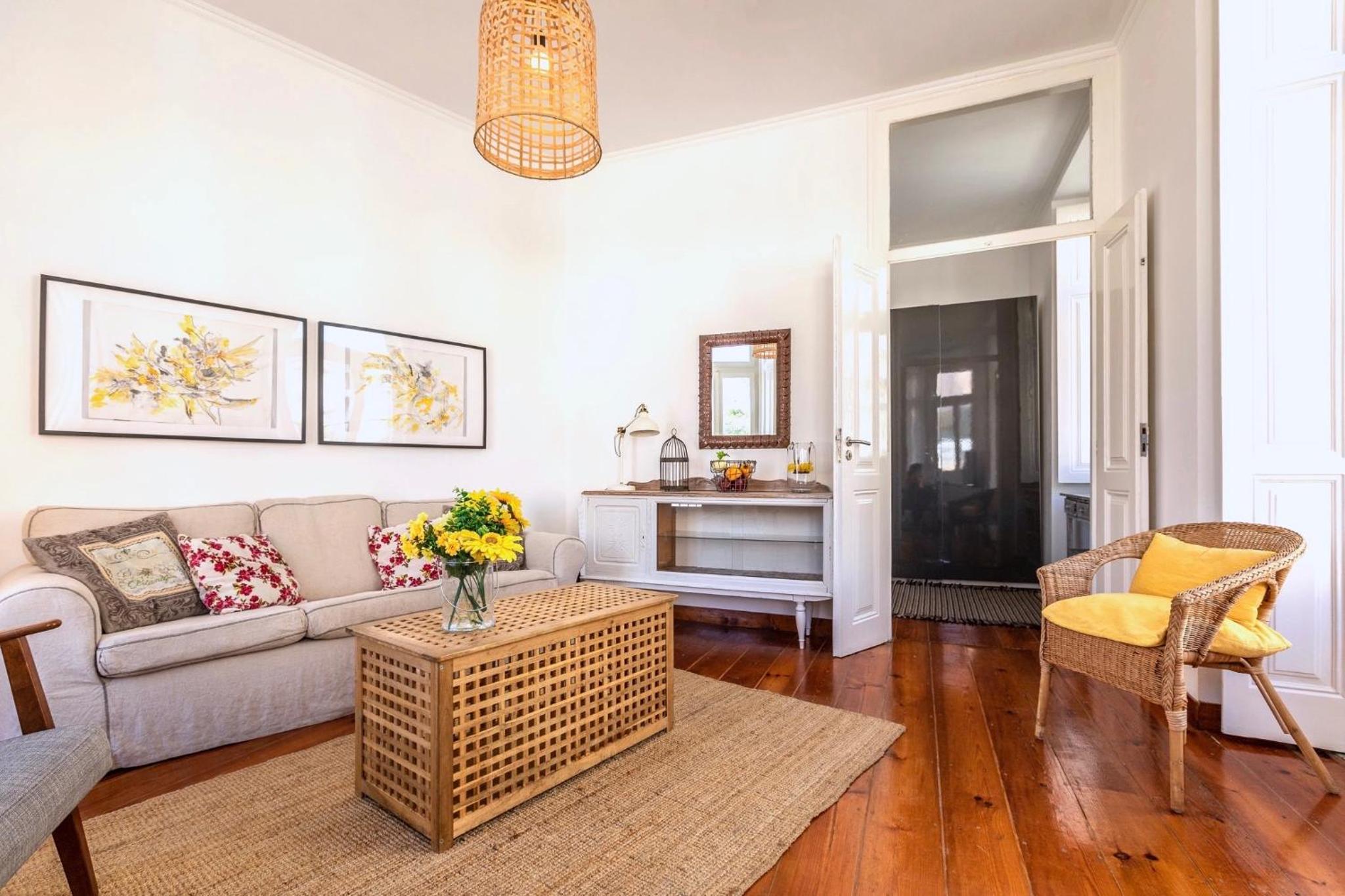 Spacious and elegant family home - BP1 view 2