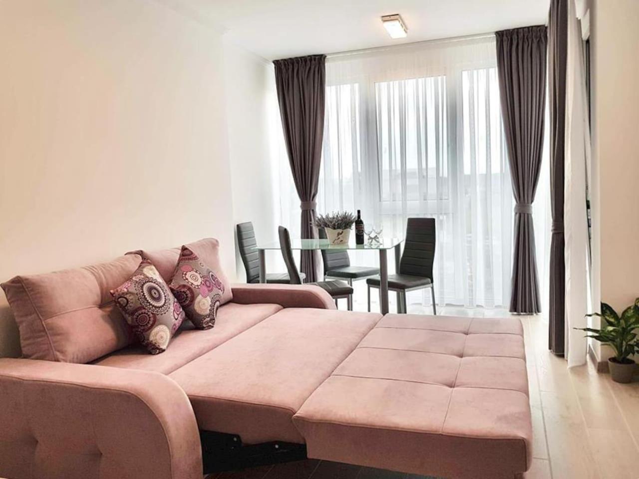 Brand new apartment in Rebreanu Towers Residence view 4