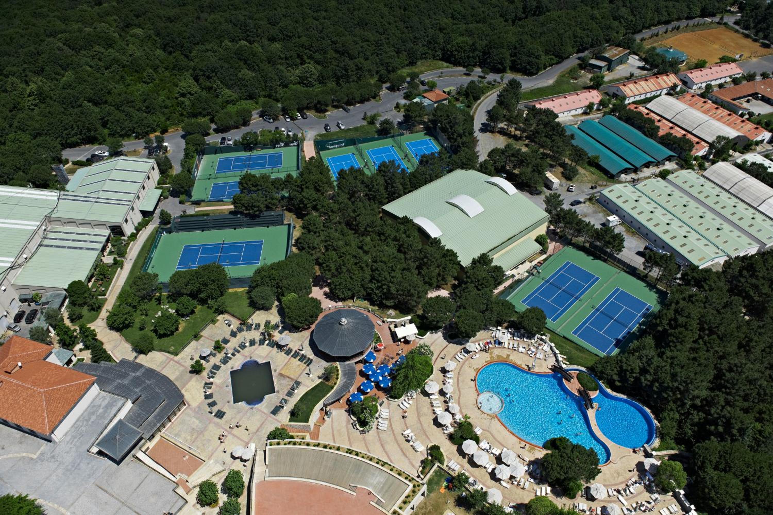 Kemer Country Otel İstanbul - Image 94
