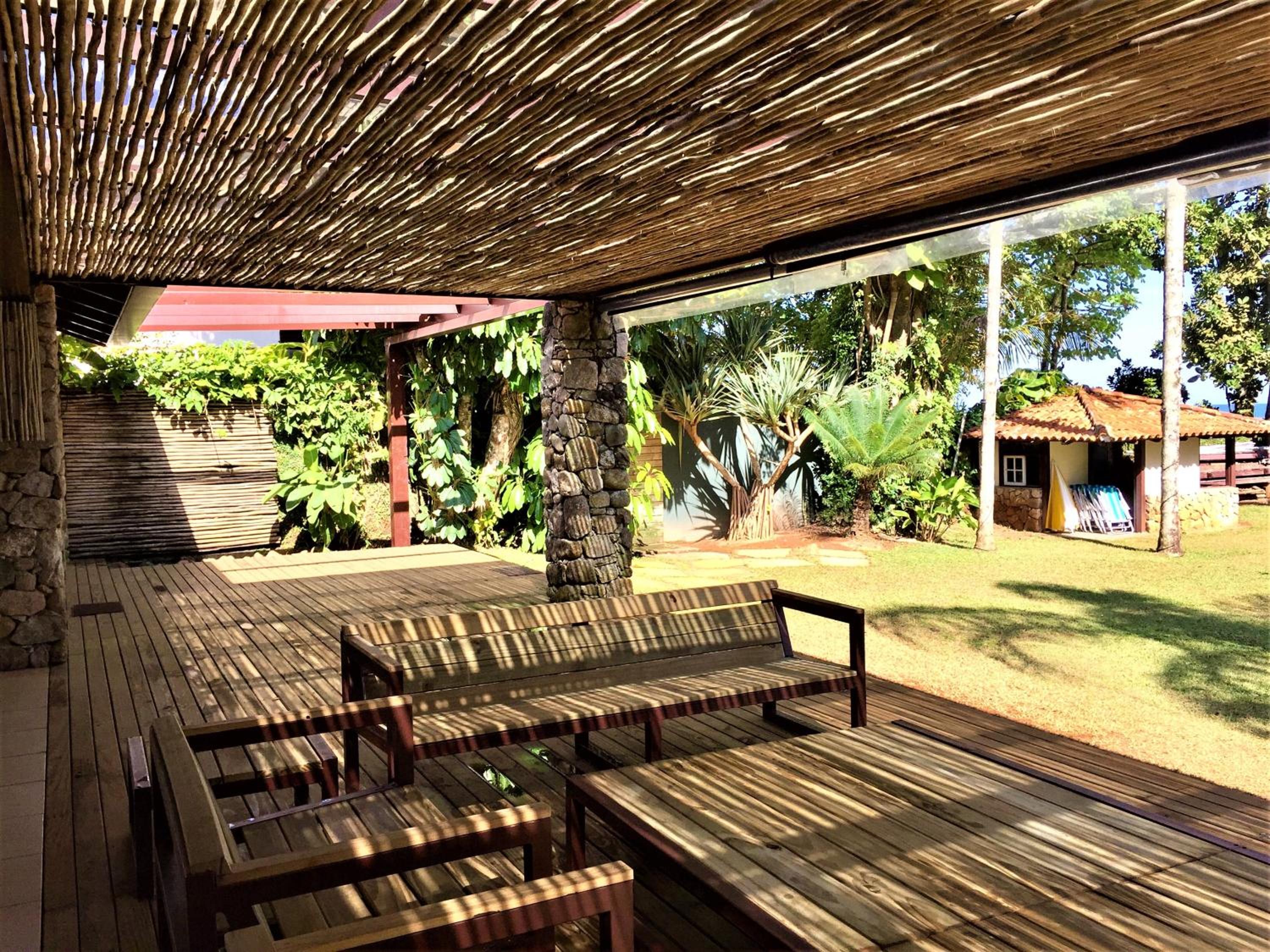 Casa PÉ NA AREIA de REVISTA