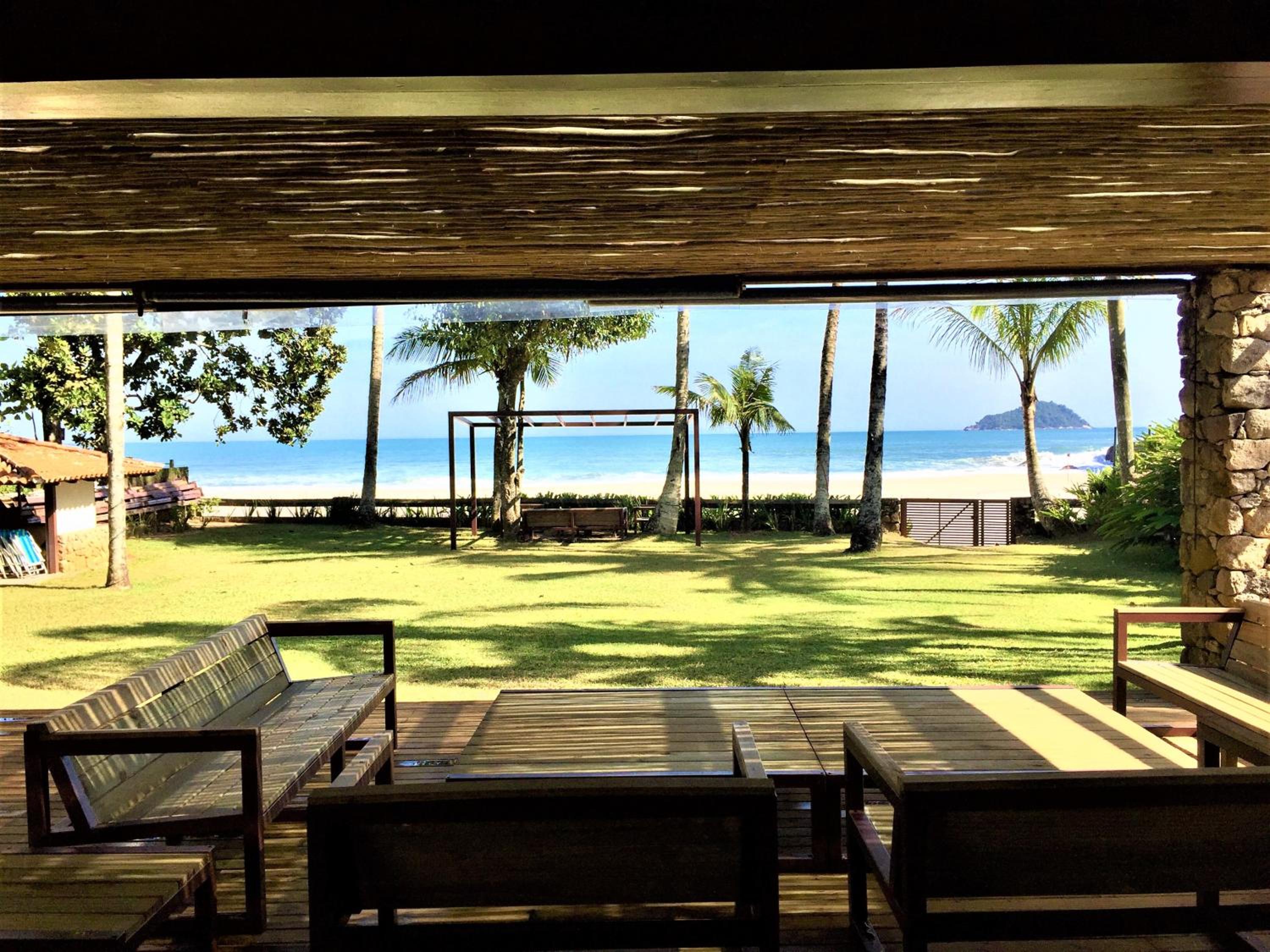 Casa PÉ NA AREIA de REVISTA