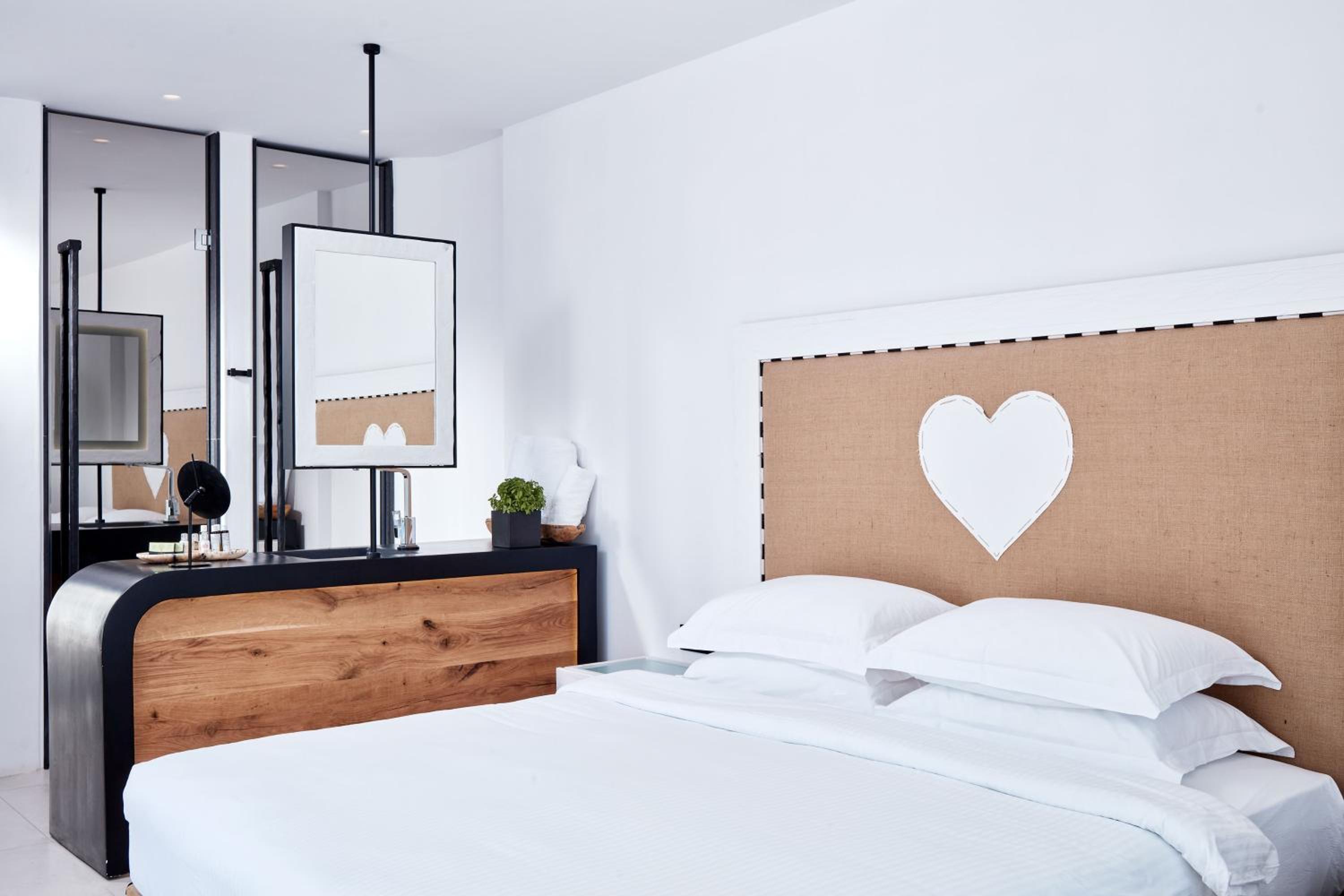 Royal Myconian - Leading Hotels of the World photo 4