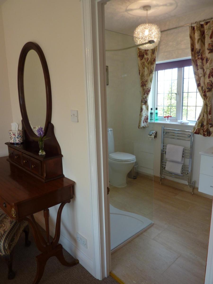 Maunditts House view 3