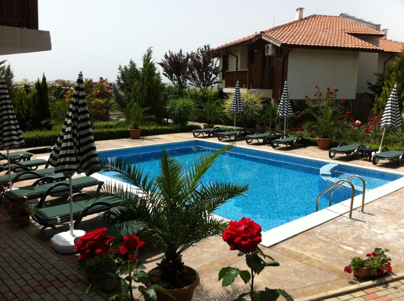 HillTop Villa