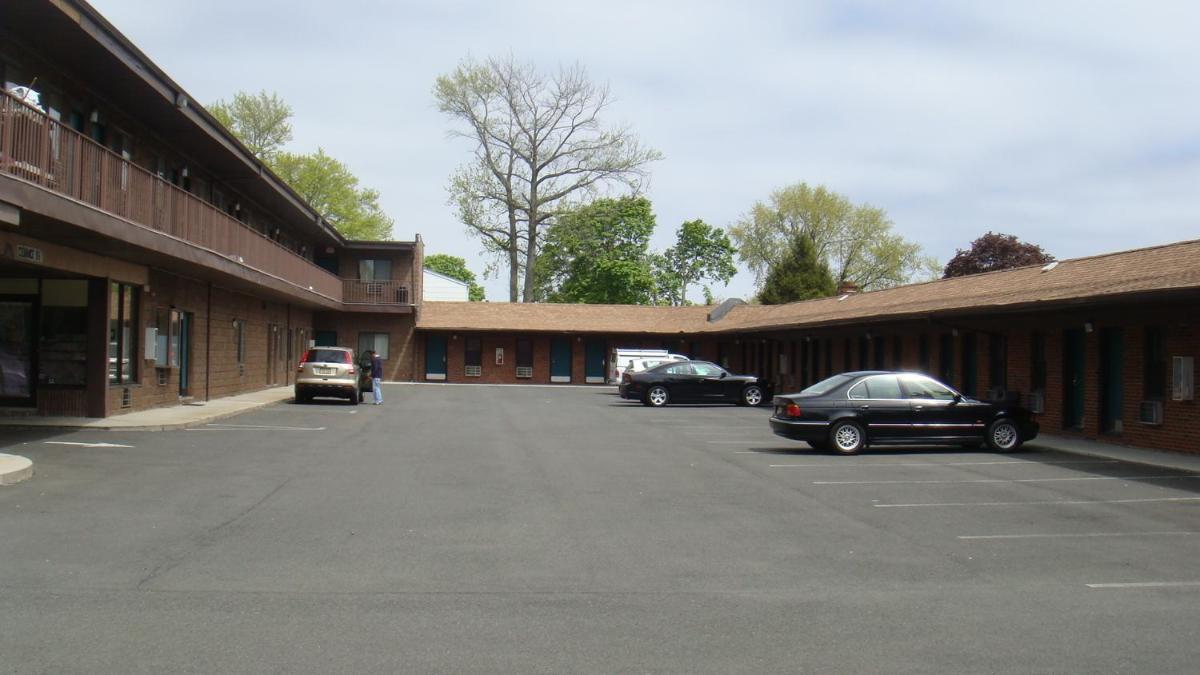Beauty Rest Motel view 5