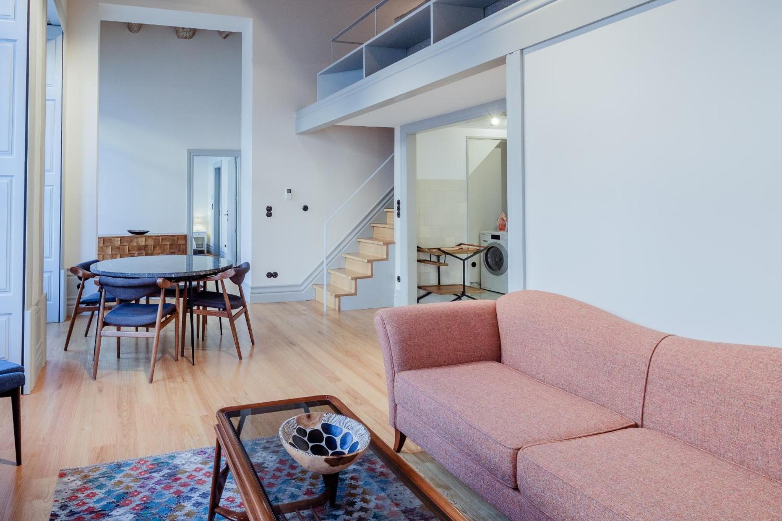 BOUTIQUE Rentals - Toledos One & Only Apt in Historical center of Porto view 3