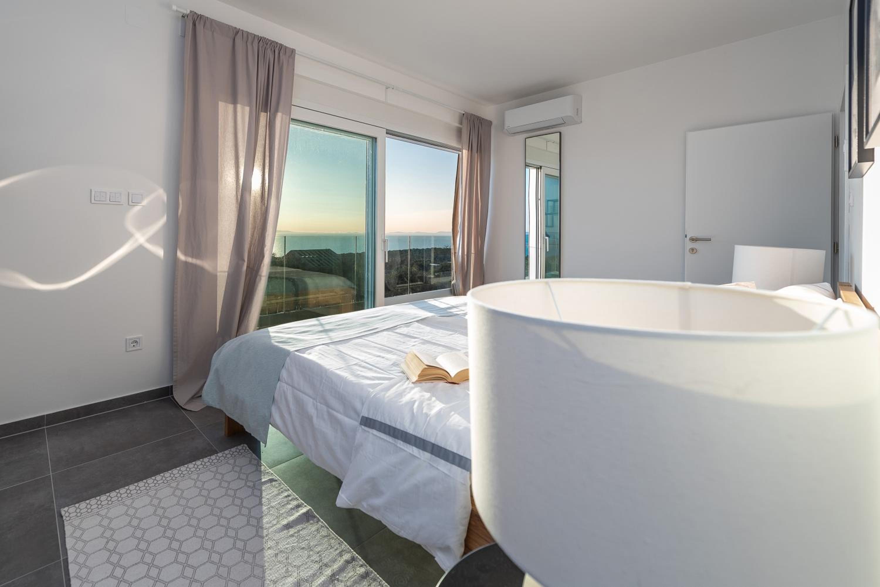 Villa Olea, luxury retreat with nature blend view 5