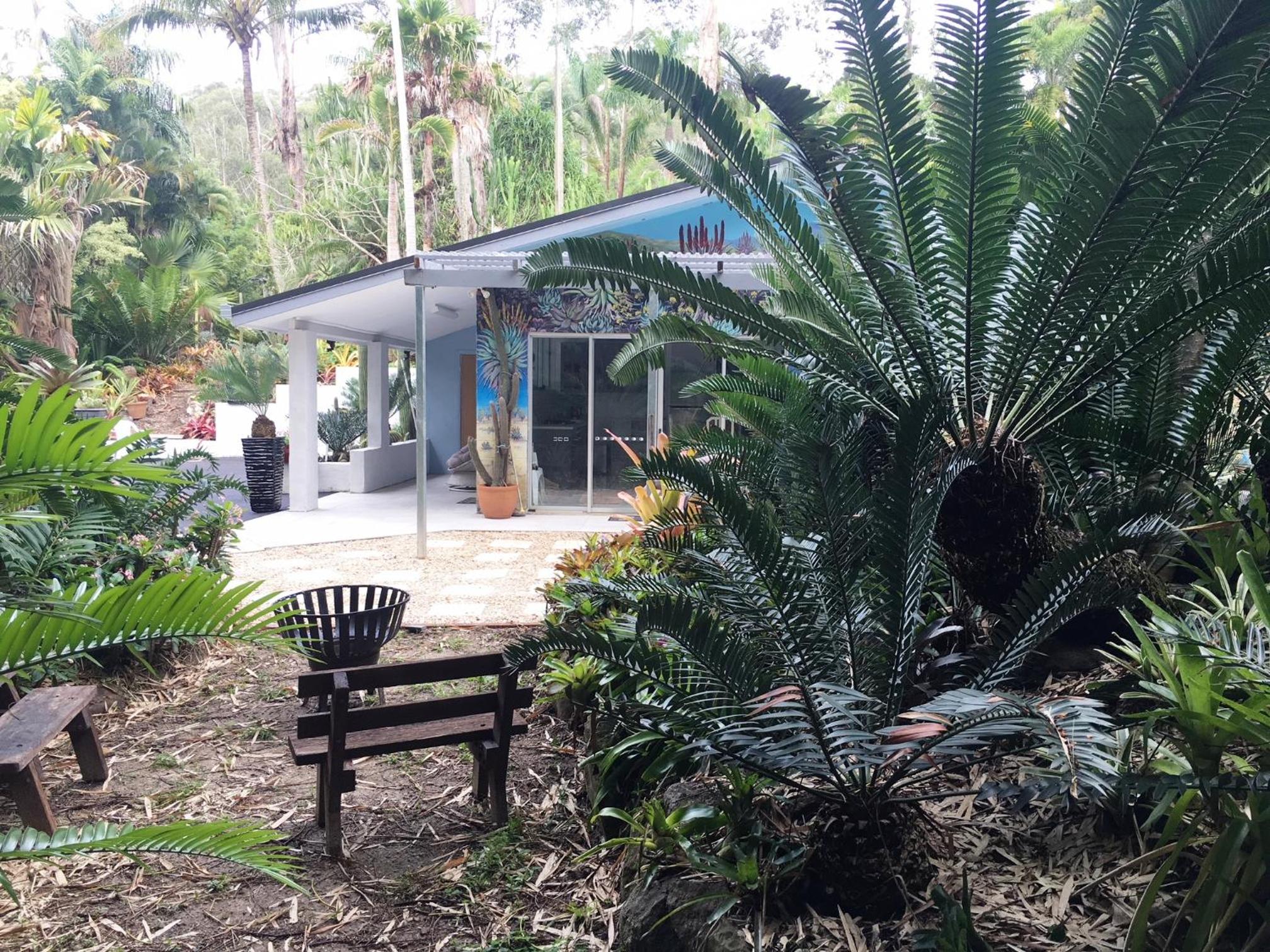 Ancient Gardens Guesthouse & Botanical Gardens view 2