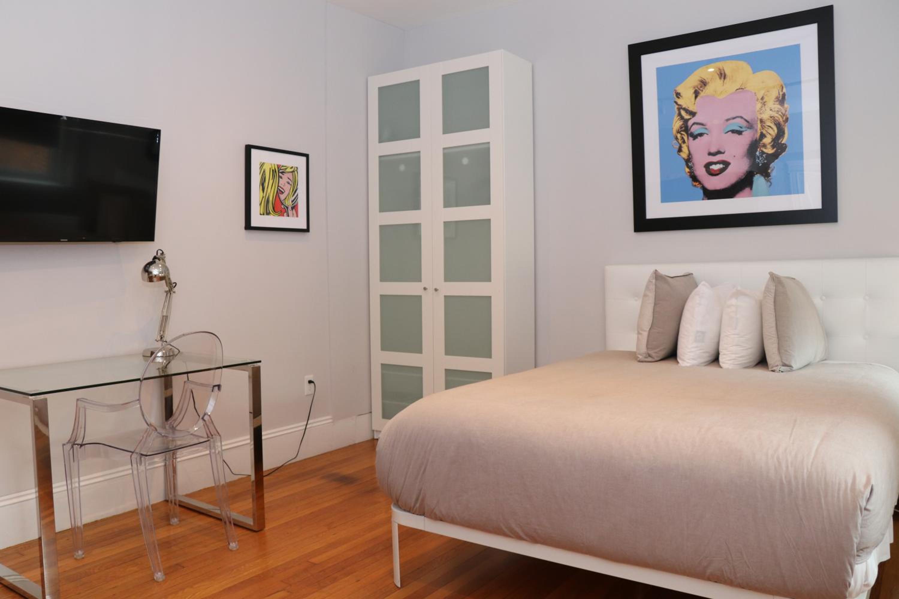 A Stylish Stay w/ a Queen Bed, Heated Floors.. #21 view 3