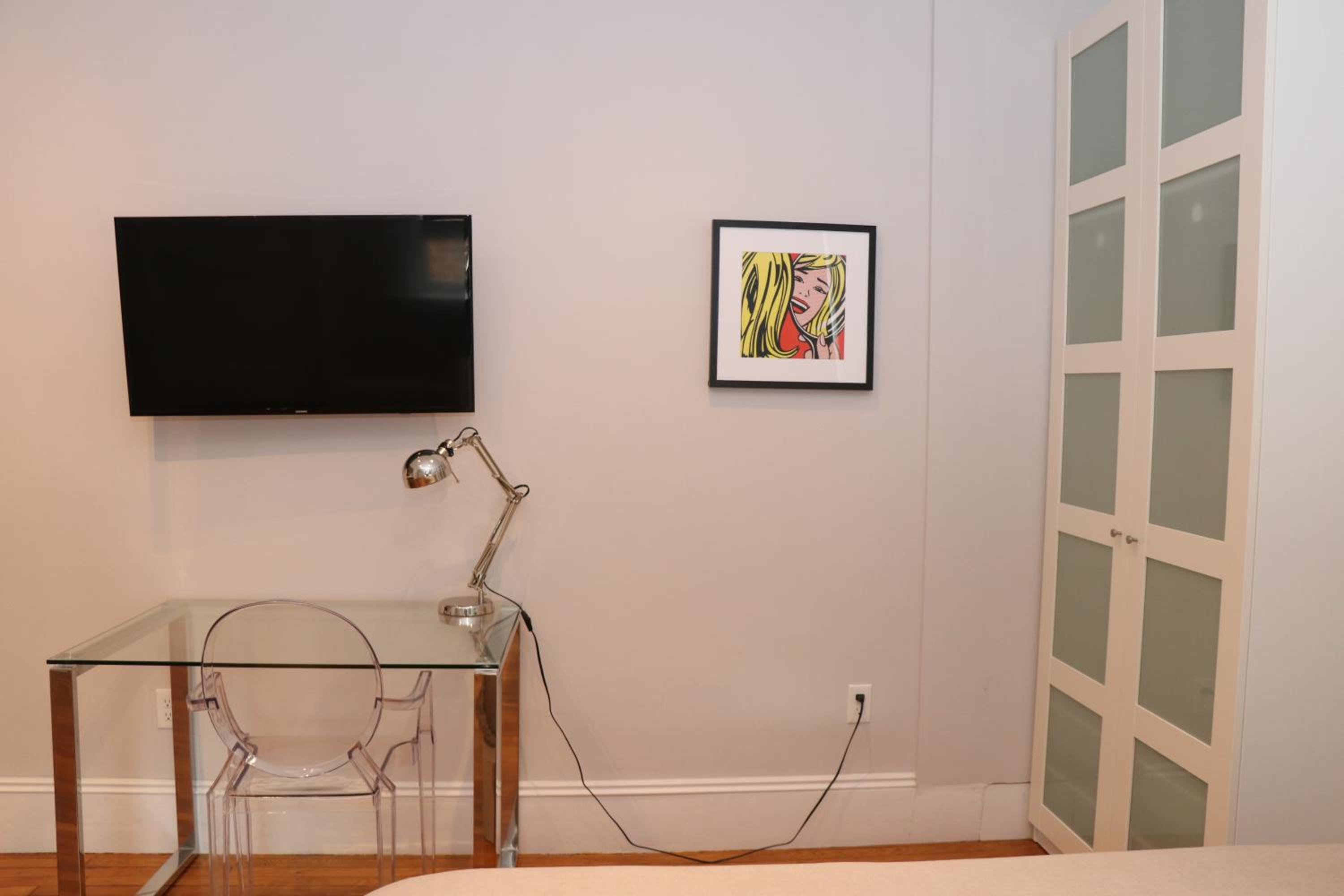 A Stylish Stay w/ a Queen Bed, Heated Floors.. #21 view 4