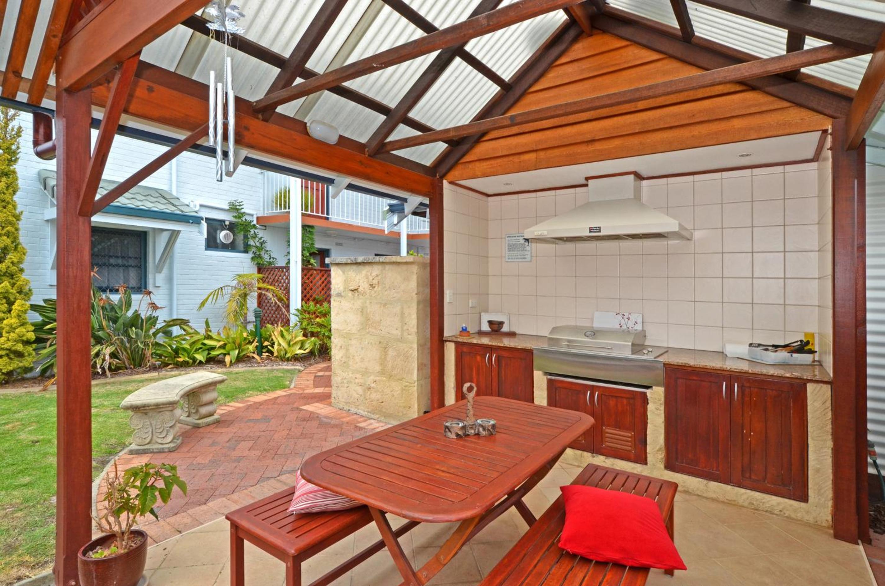 Dolphin Lodge Albany - Self Contained Apartments at Middleton Beach