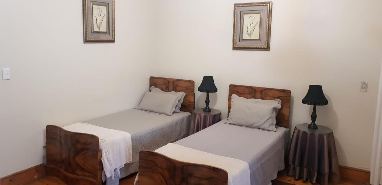 Upper Houghton Guesthouse
