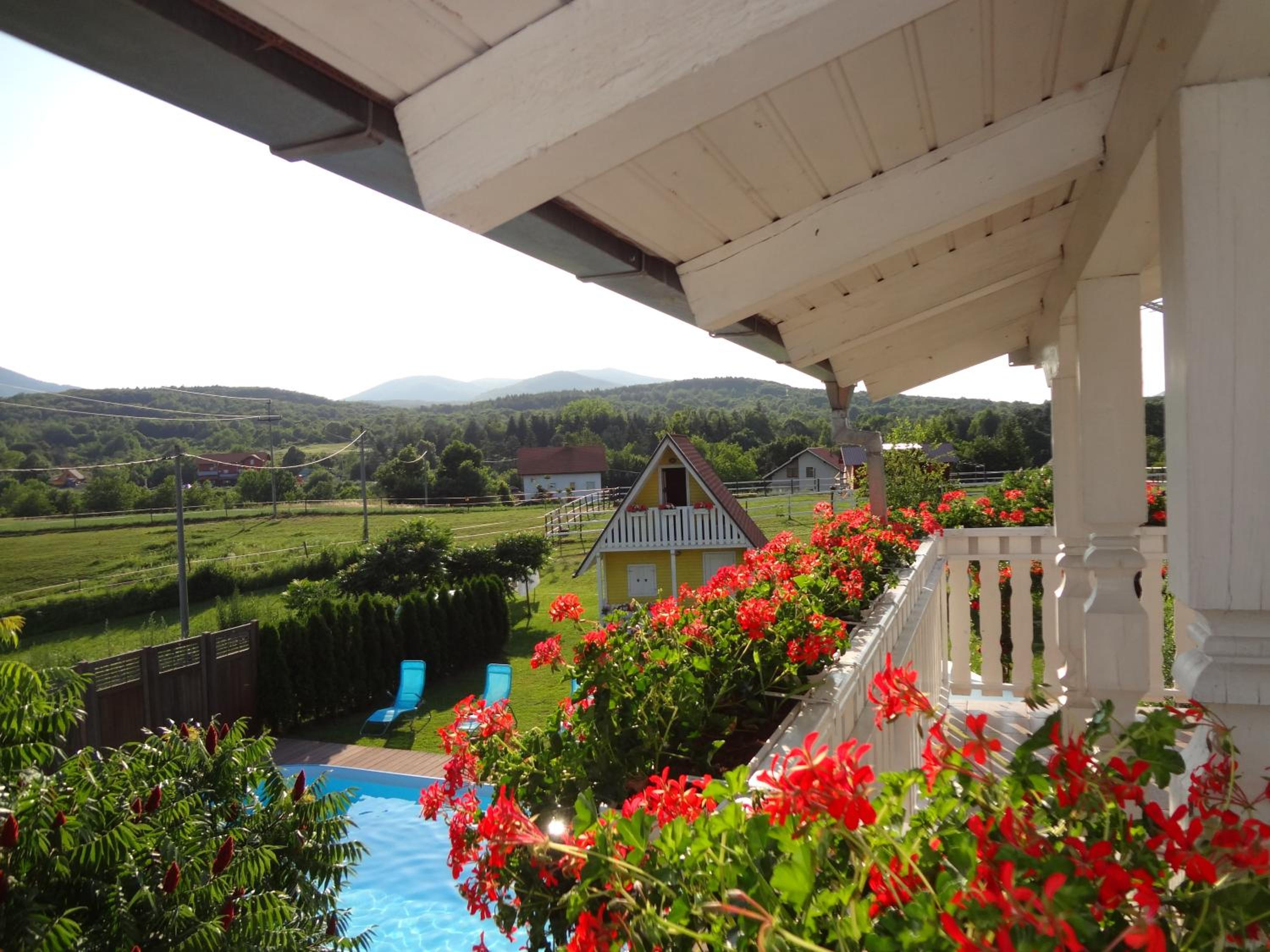Pool Apartments Plitvice Lakes