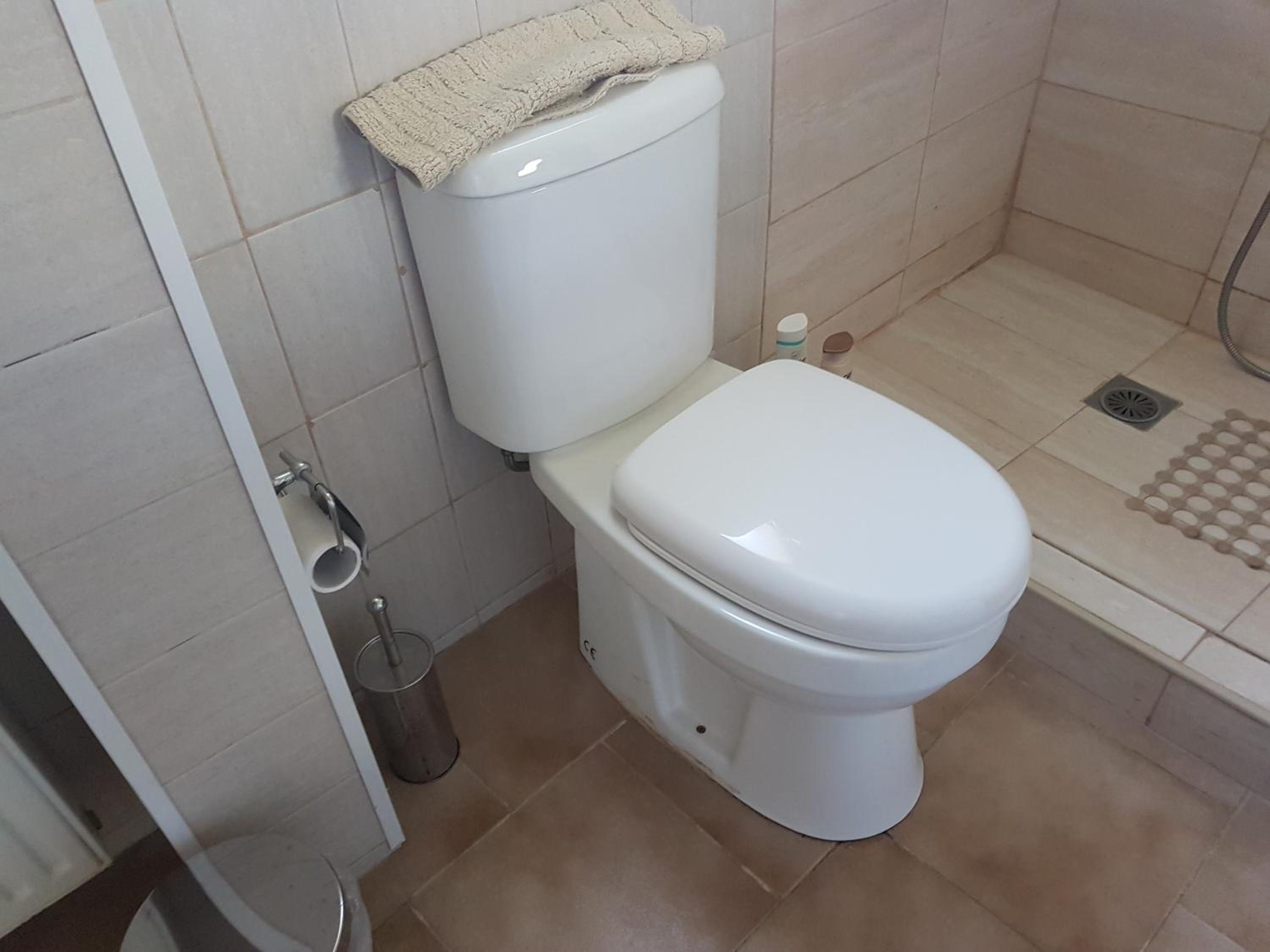 G-George Apartments by the Sea and Airport