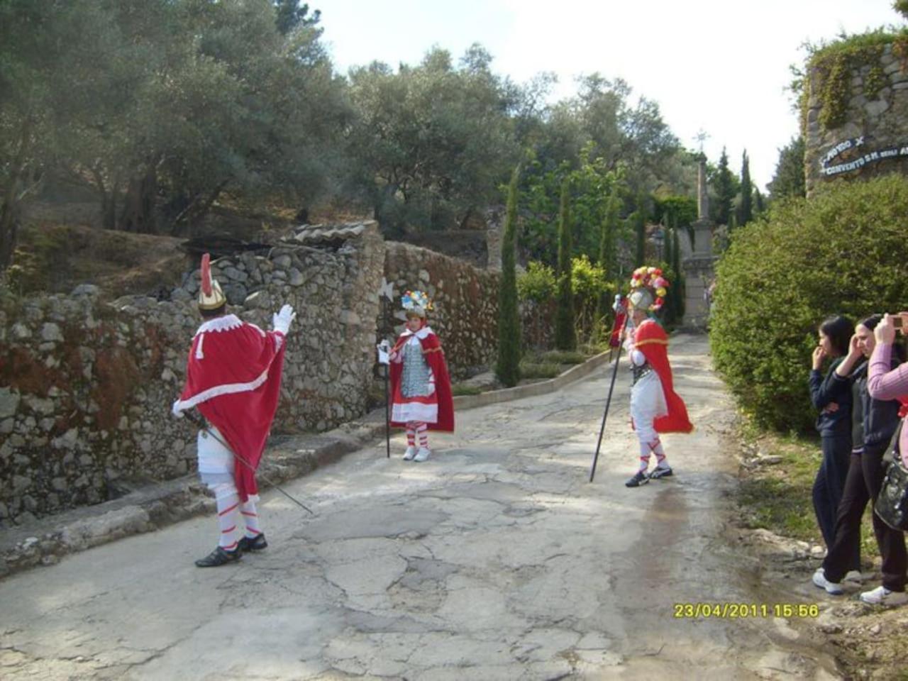 Slow holidays in Calabria tradizioni eno-gastonomia tra borgo e mare