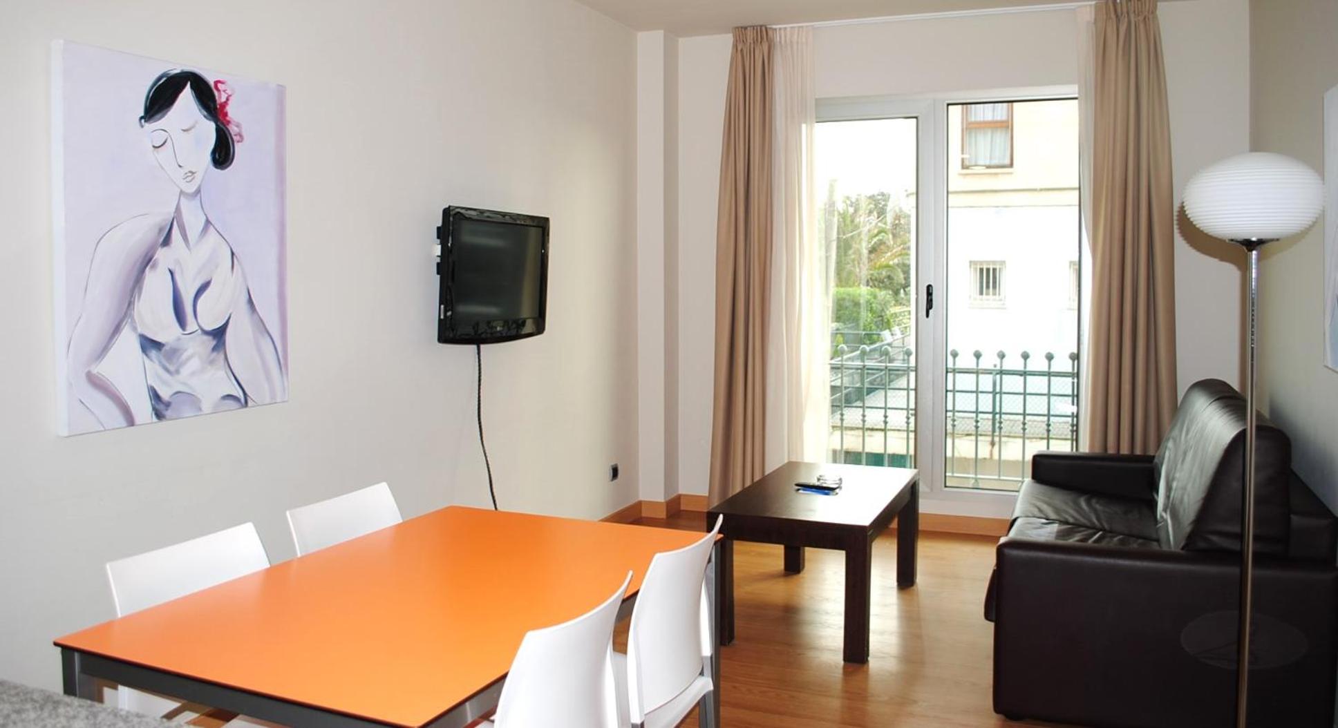 Apartamentos Maritimo Ris con garaje