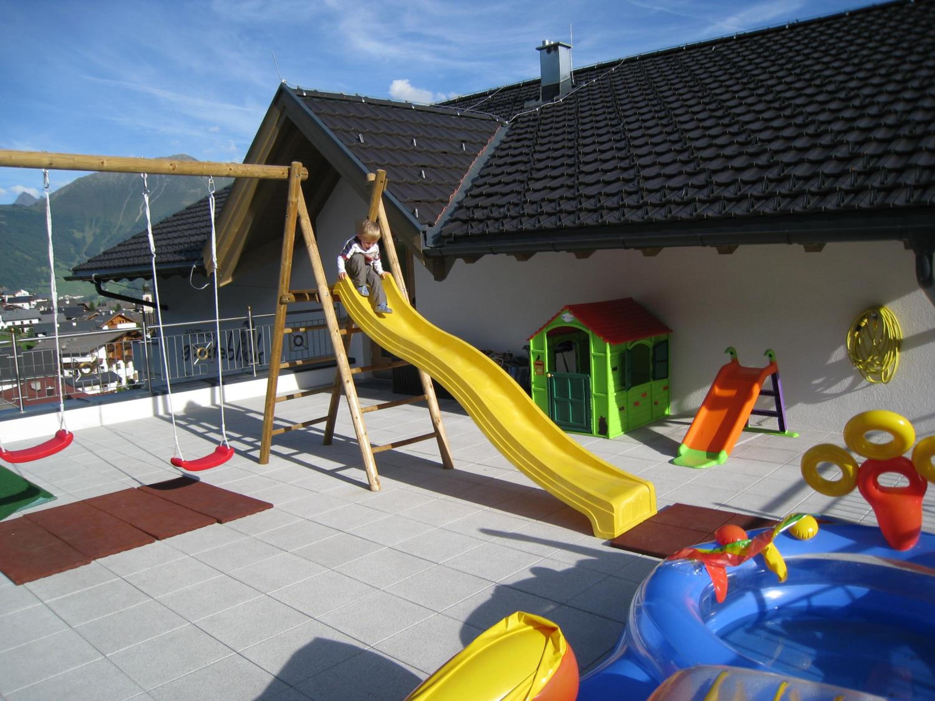 Photo 42