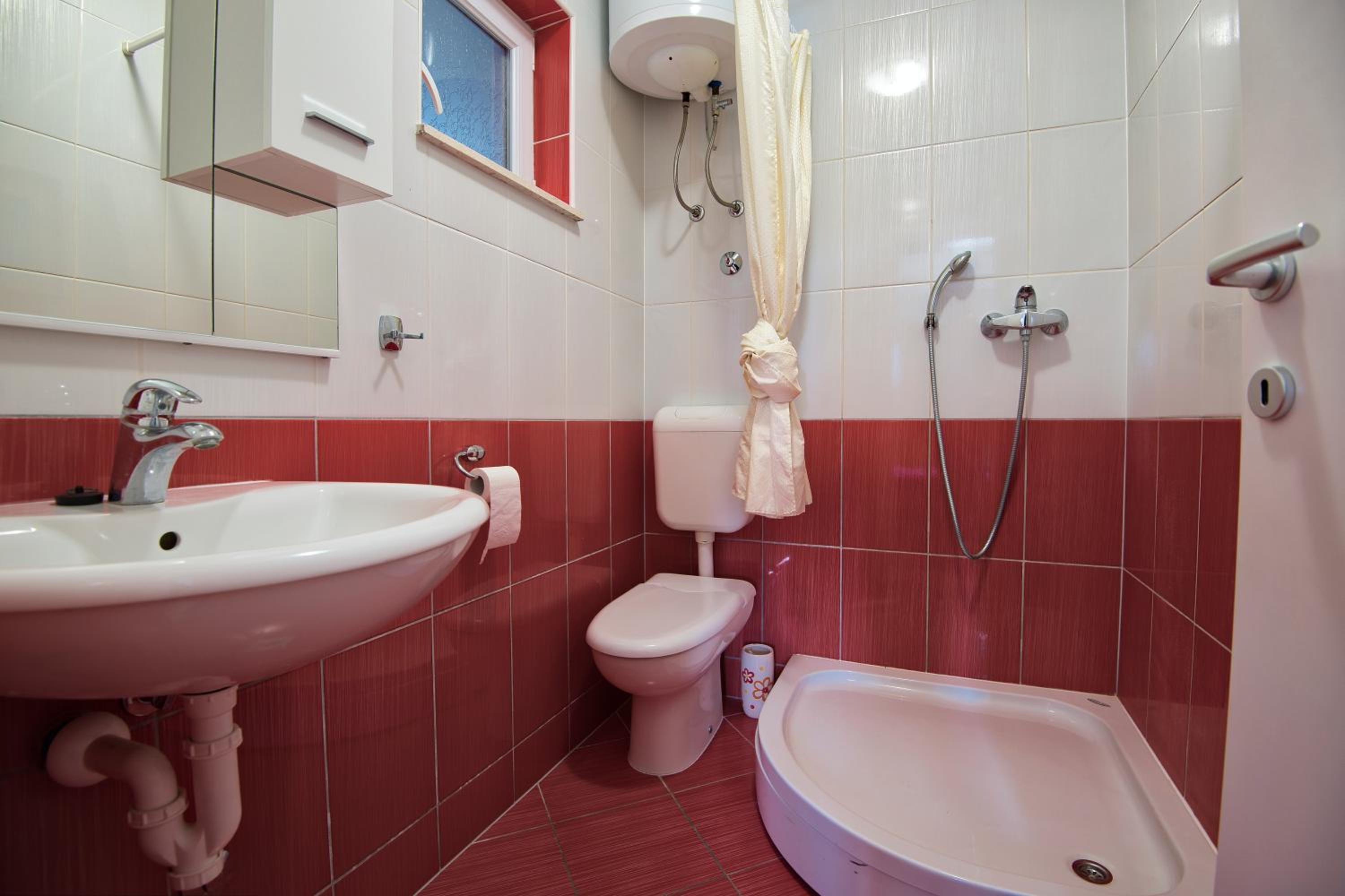 Apartments & rooms Leon