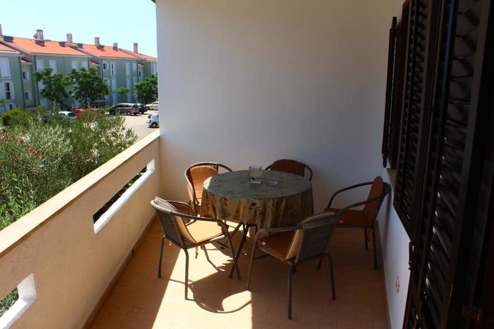 Apartment Arna