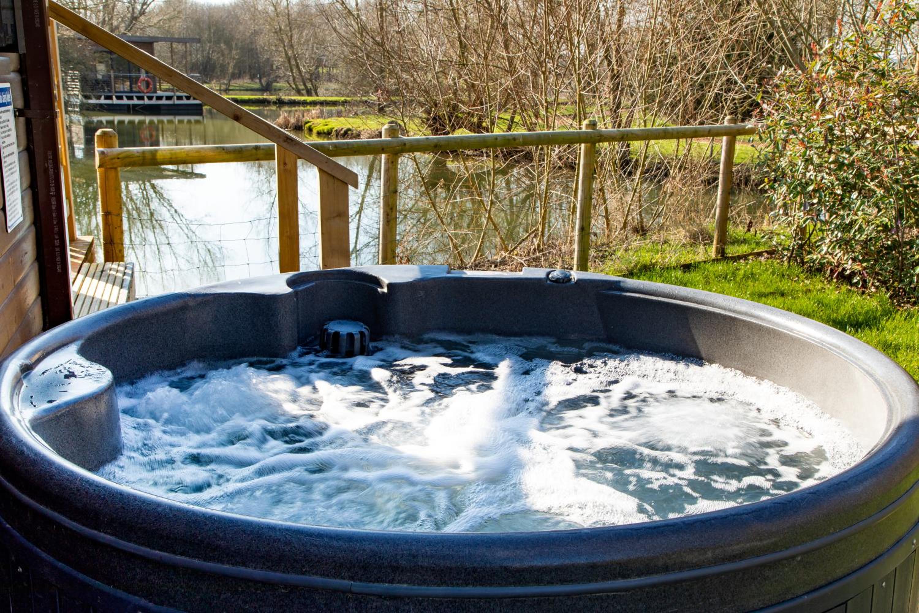 Fairwood Lakes Holiday Park