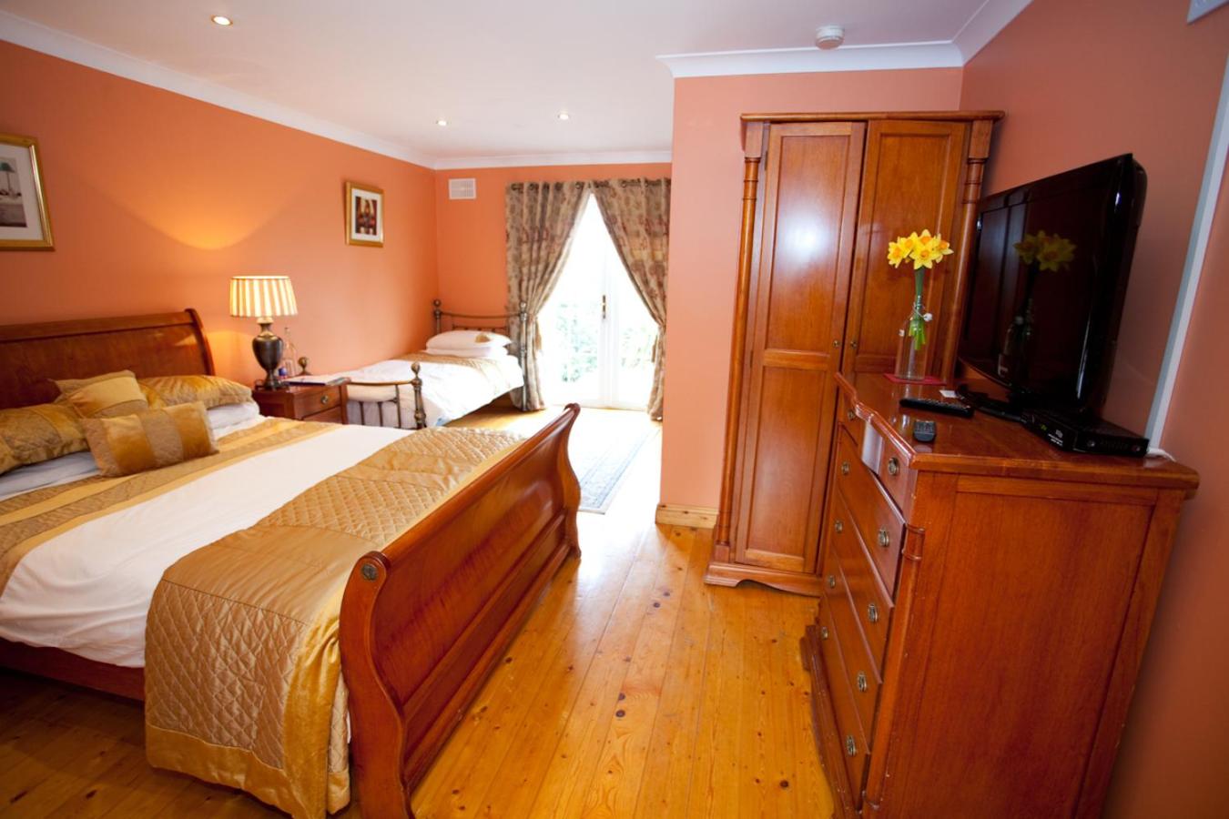 Evergreen Bed & Breakfast