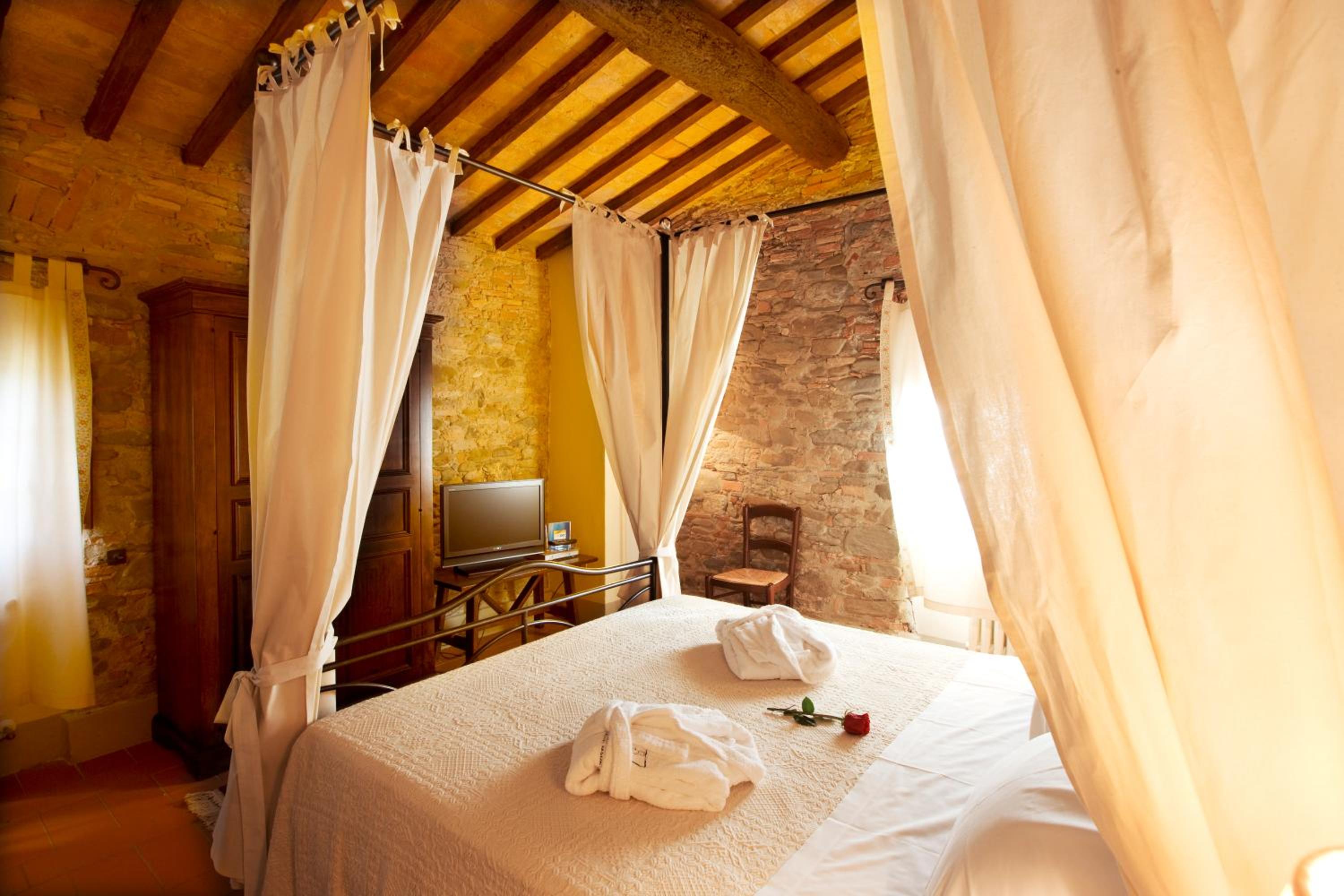 Monsignor Della Casa Country Resort & Spa