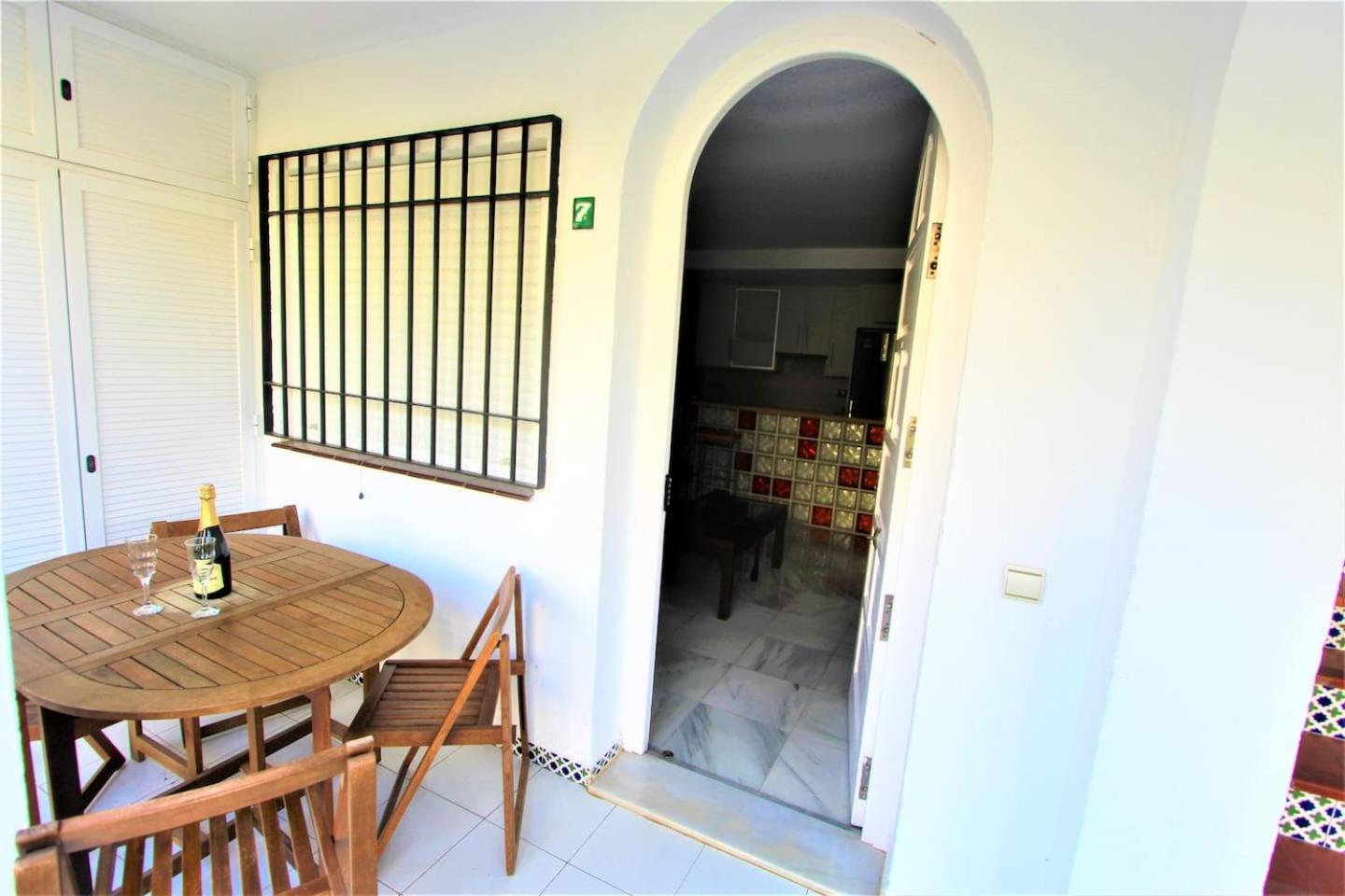 Apartamento Andalucía - A 100 metros de la playa, Camino recto sin cuestas - Piscina view 3