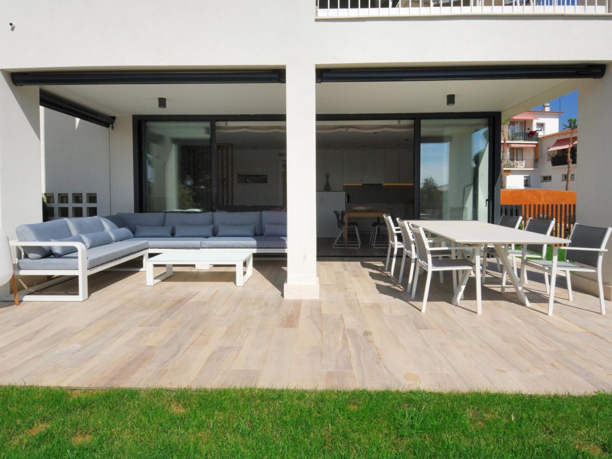 Luxury Central Apartments, Illa Blanca, Calella view 3