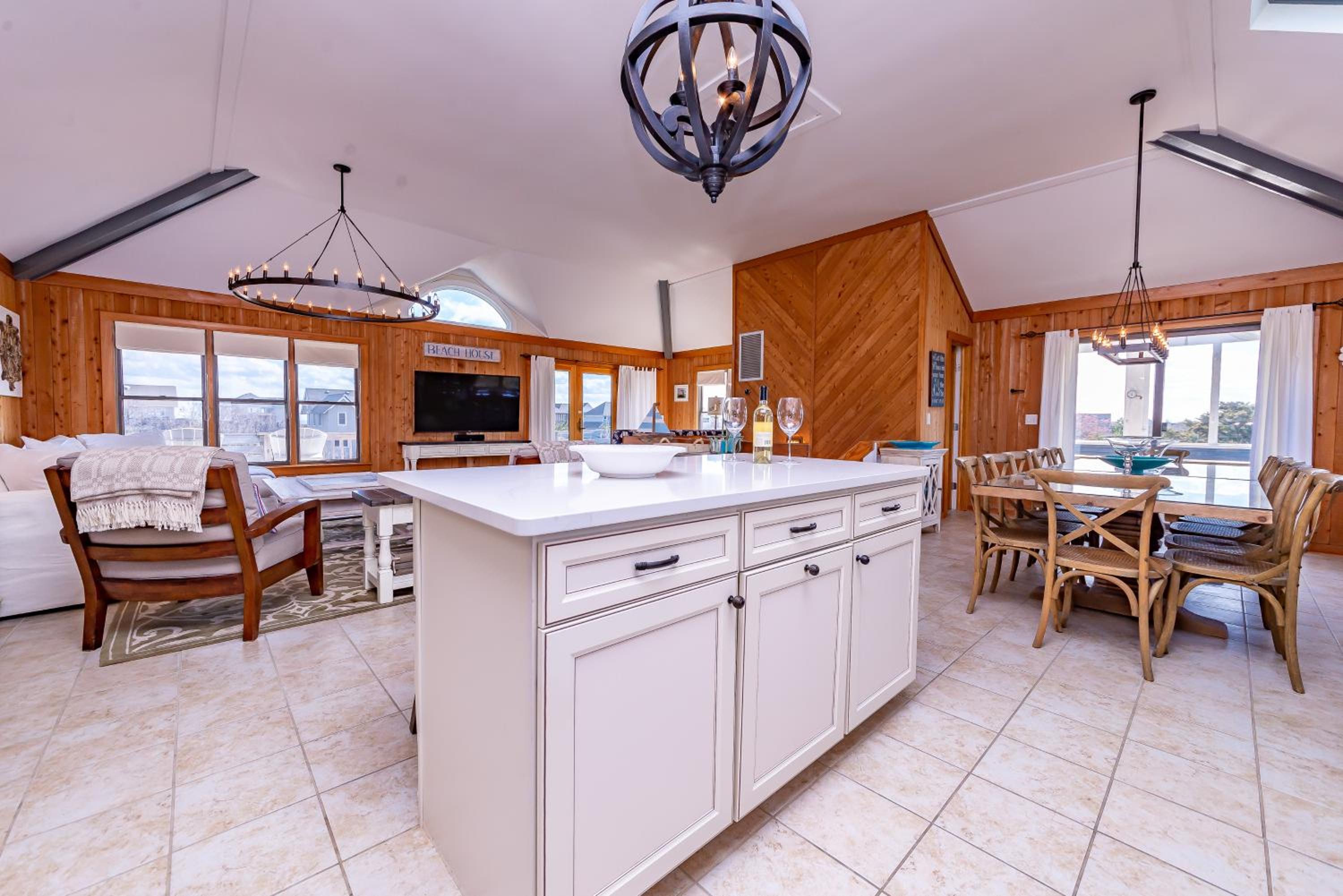 Duck Diamond - Sanderling, Ocean View, 95 Yds to Beach, Hot Tub, Sauna, Community Pool view 4