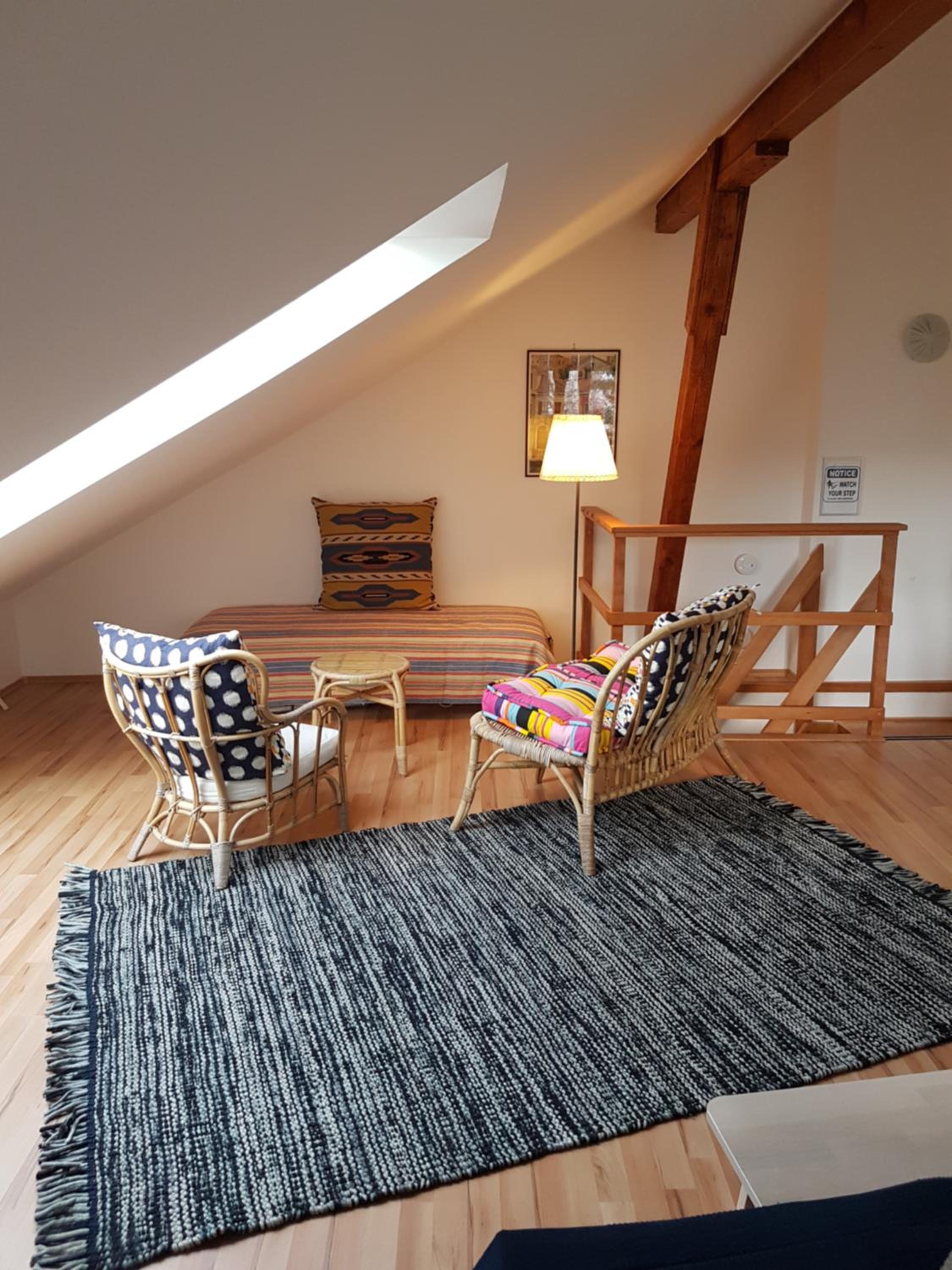 House With Courtyard & Parking Close To Stadtpark