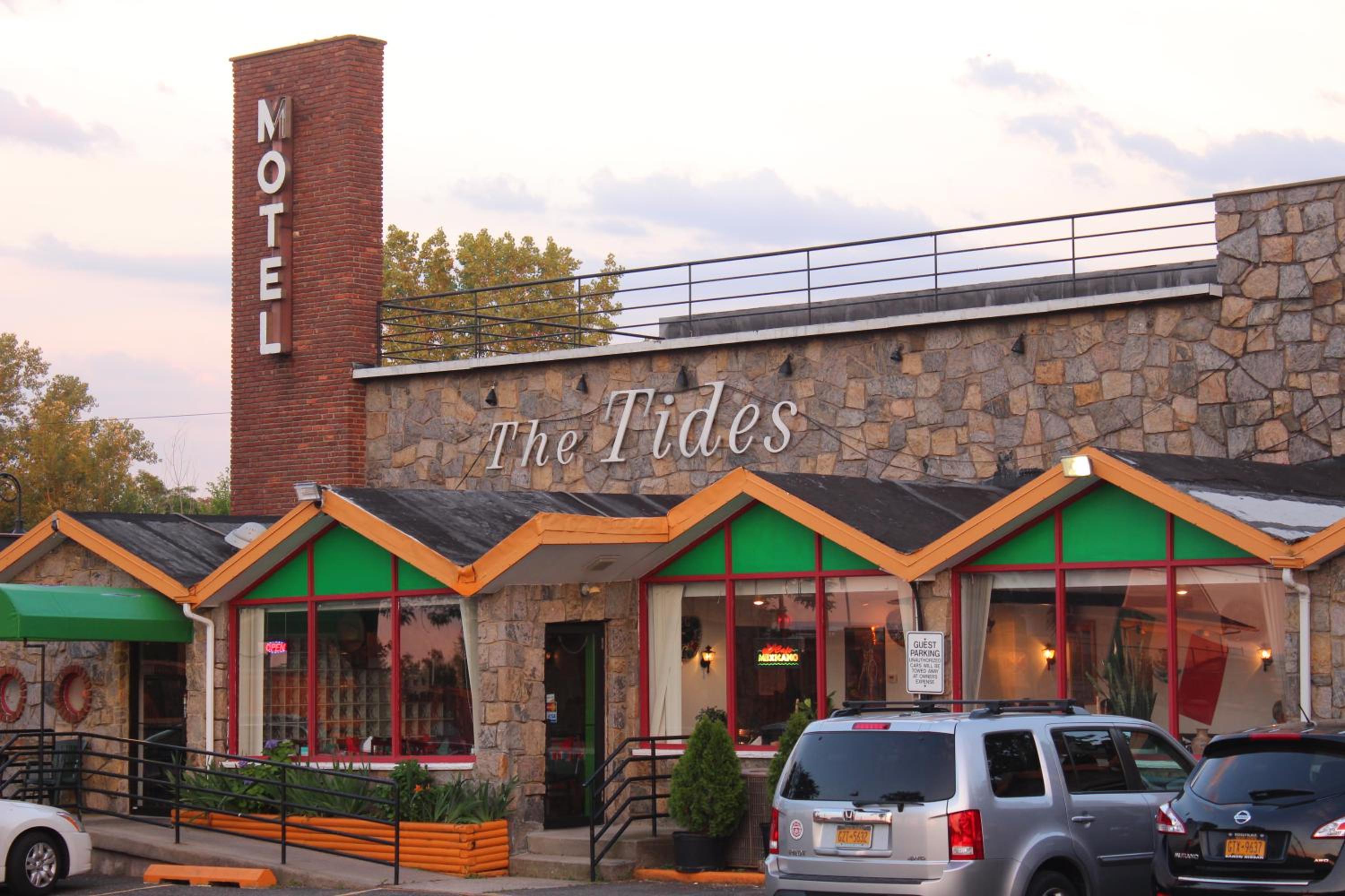 Tides Inn at Stehli Beach