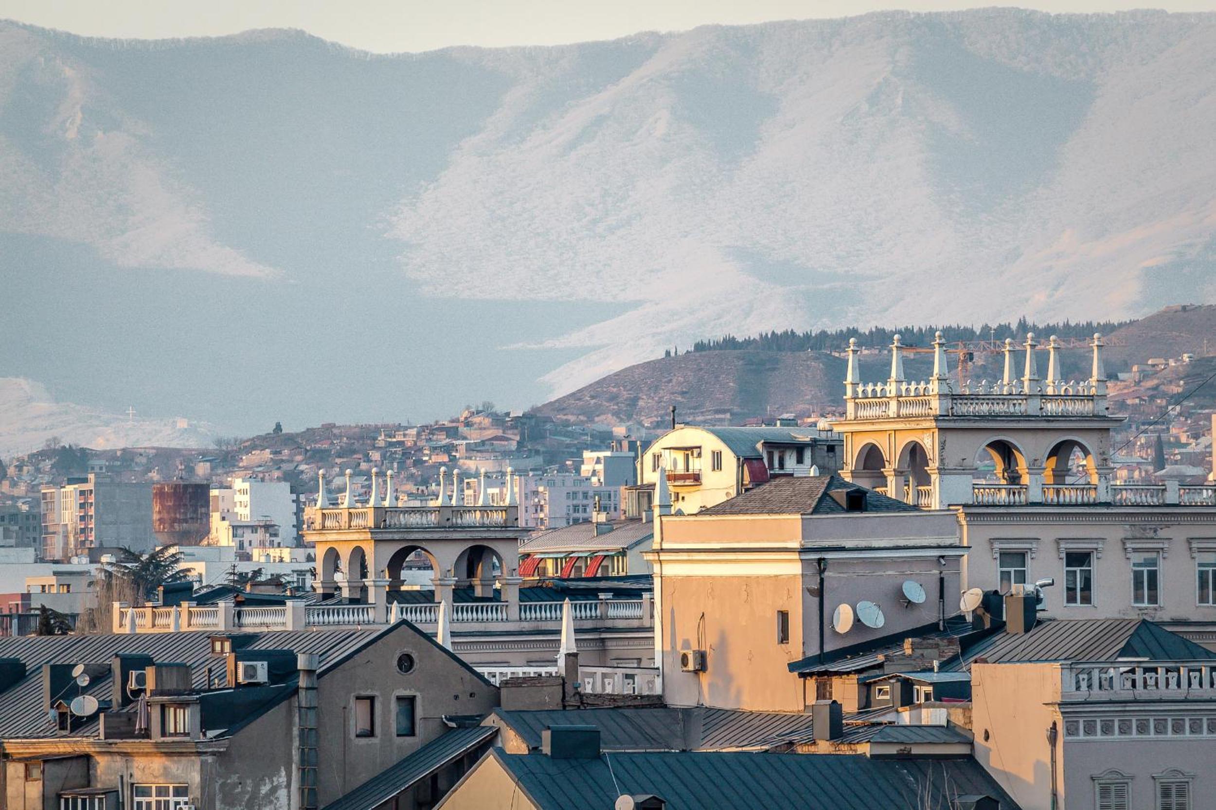 Spacious 3BR Apartment in Old Tbilisi view 3