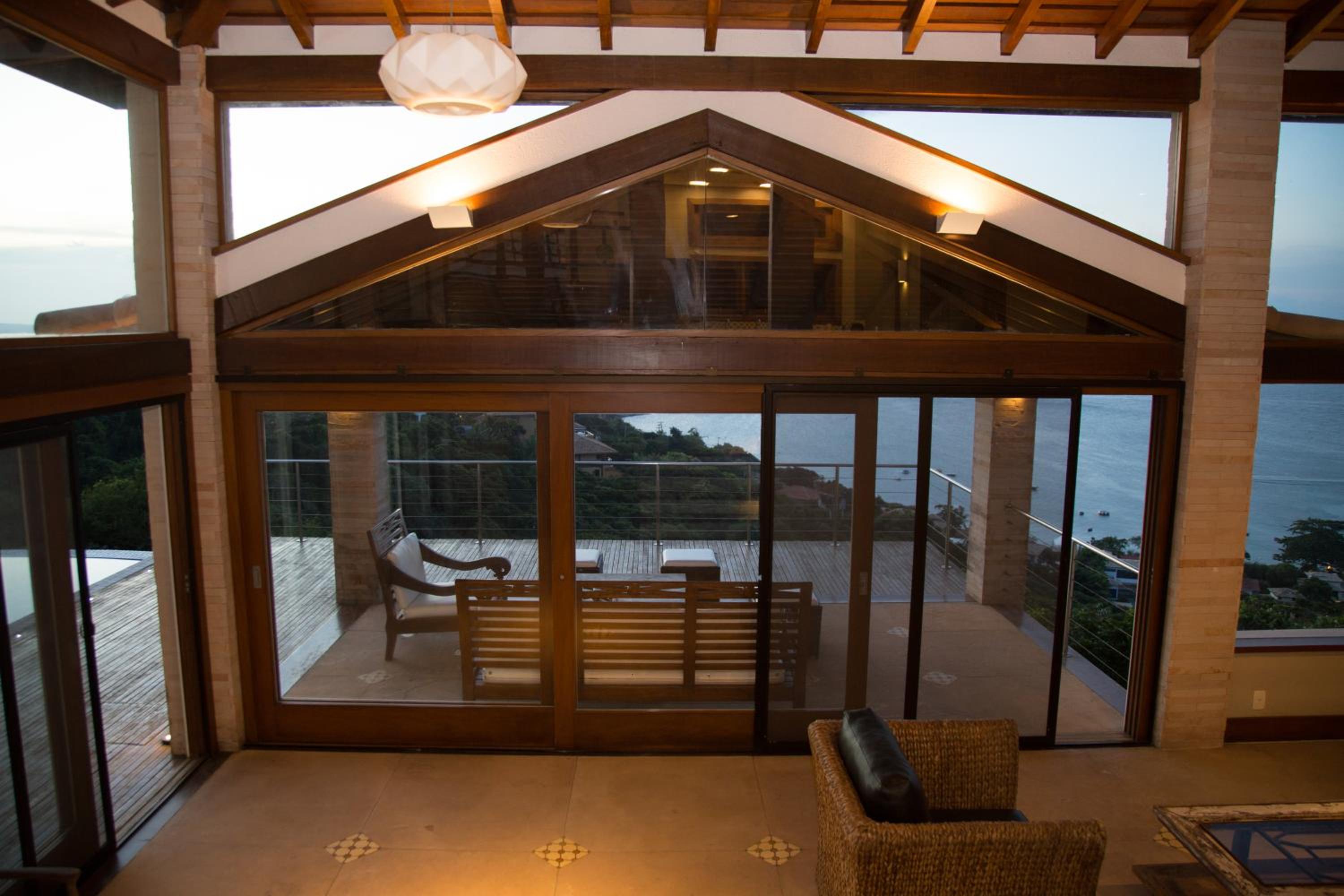 Buzios, casa inteira de frente para o mar em Joao Fernandes, fabulosa, a melhor vista, Mansão Bella Vista