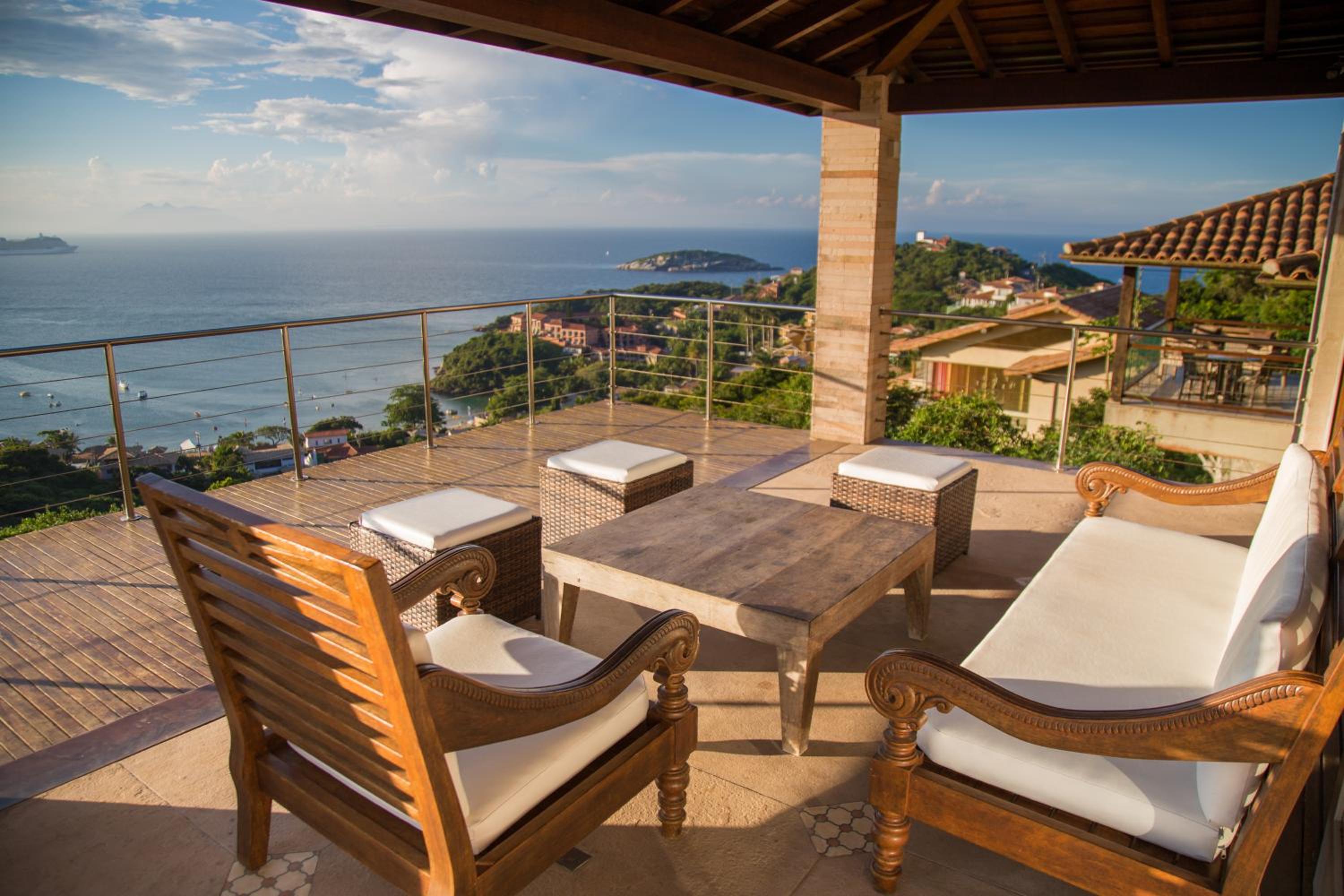 Buzios, casa inteira de frente para o mar em Joao Fernandes, fabulosa, a melhor vista, Mansão Bella Vista
