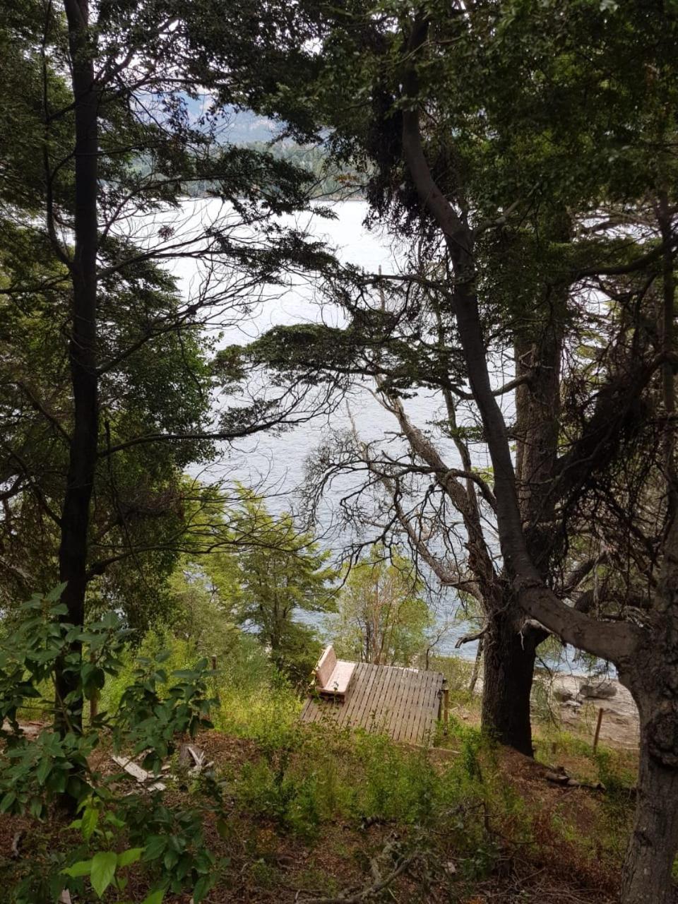 Albanta casa con costa en Bariloche