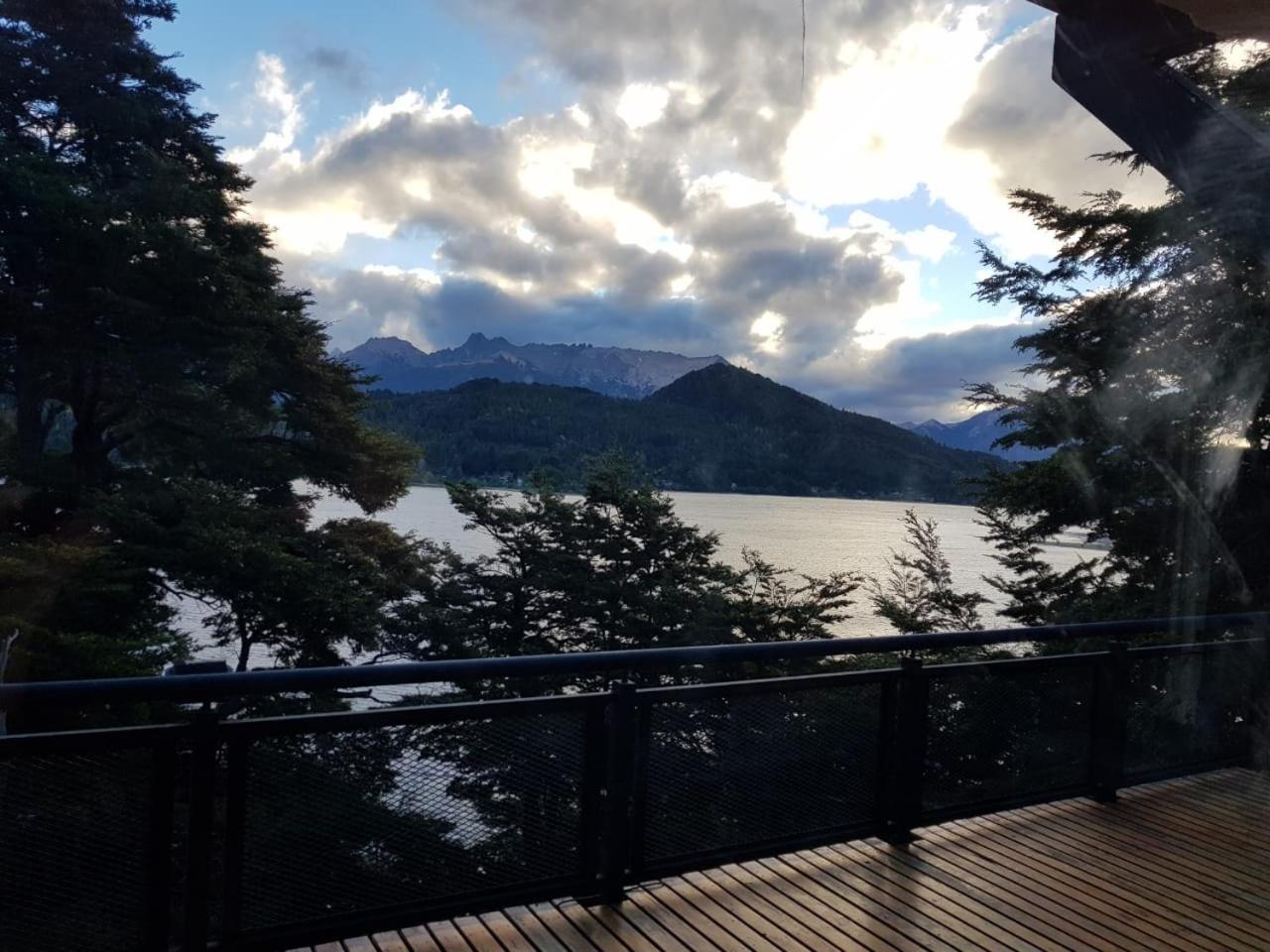 Albanta casa con costa en Bariloche
