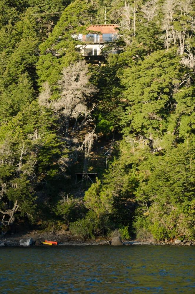 Albanta casa con costa en Bariloche