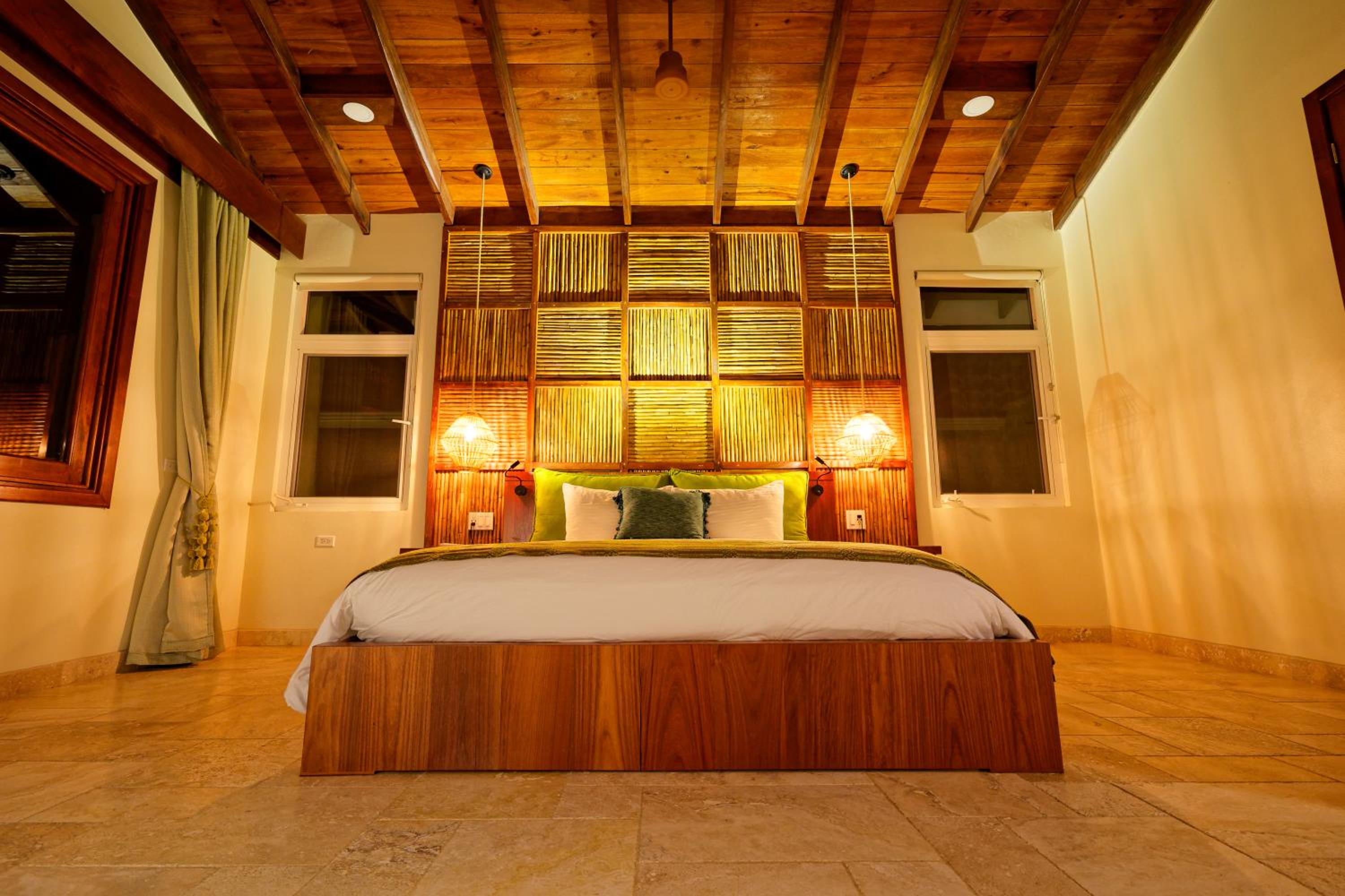 Sleeping Giant Rainforest Lodge