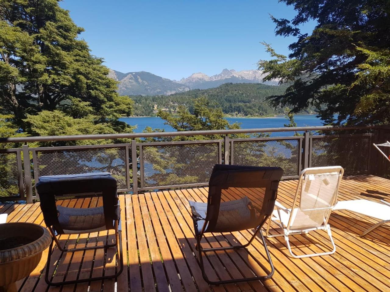 Albanta casa con costa en Bariloche