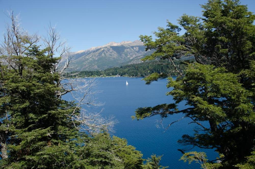 Albanta casa con costa en Bariloche