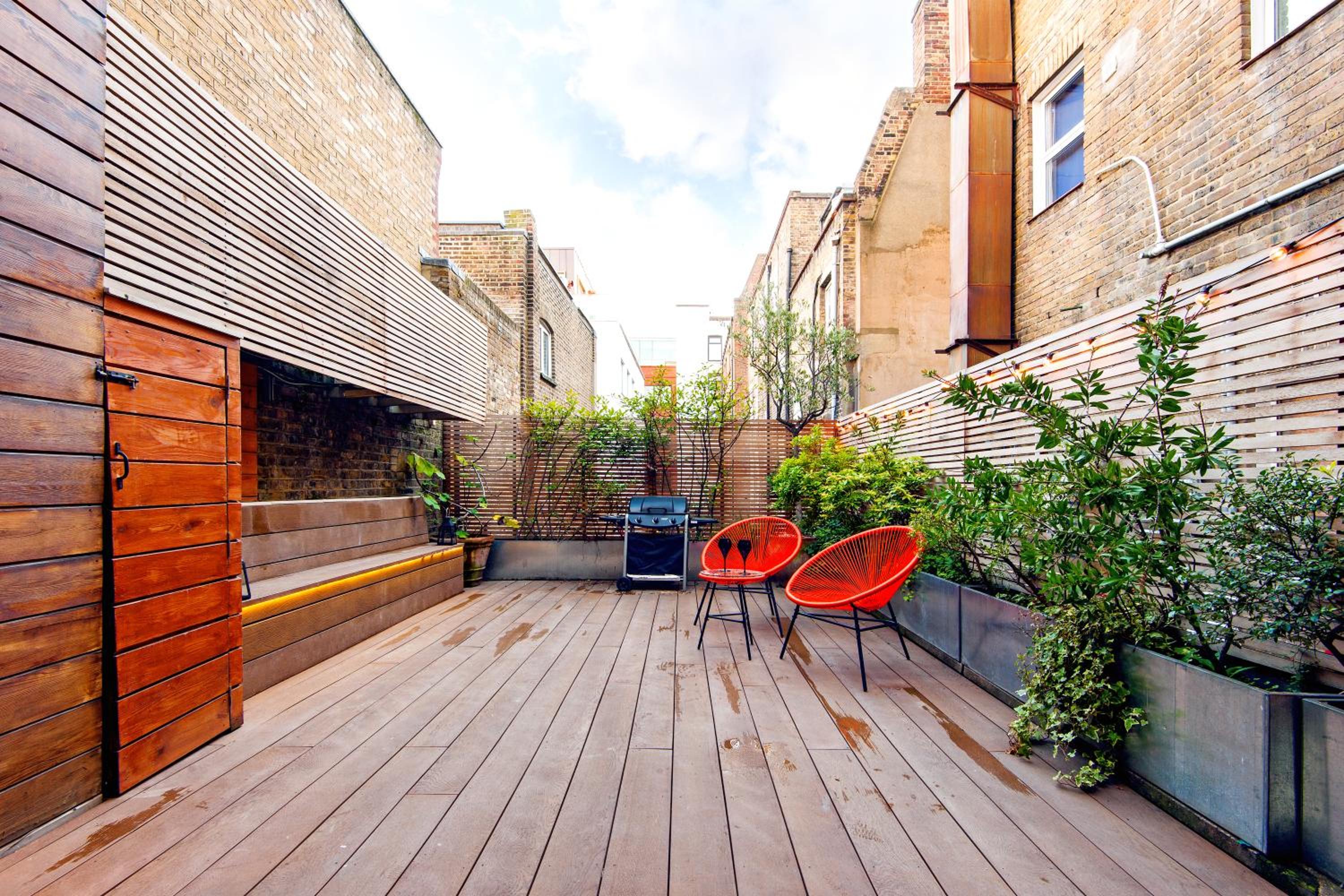 outdoor bbq area